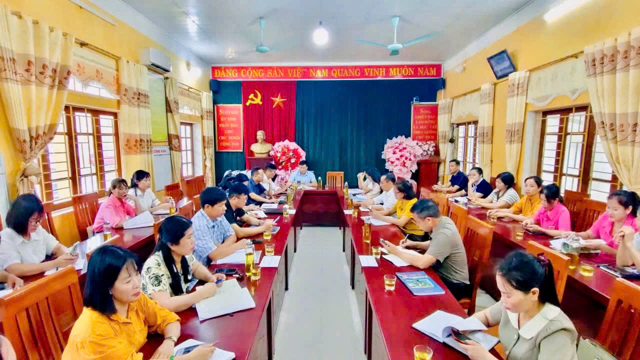 UBND XÃ PHÚ LƯƠNG THÀNH LẬP ĐOÀN KIỂM TRA, ĐÁNH GIÁ CUỐI NĂM HỌC 2025 - 2026 TẠI CÁC ĐƠN VỊ TRƯỜNG HỌC