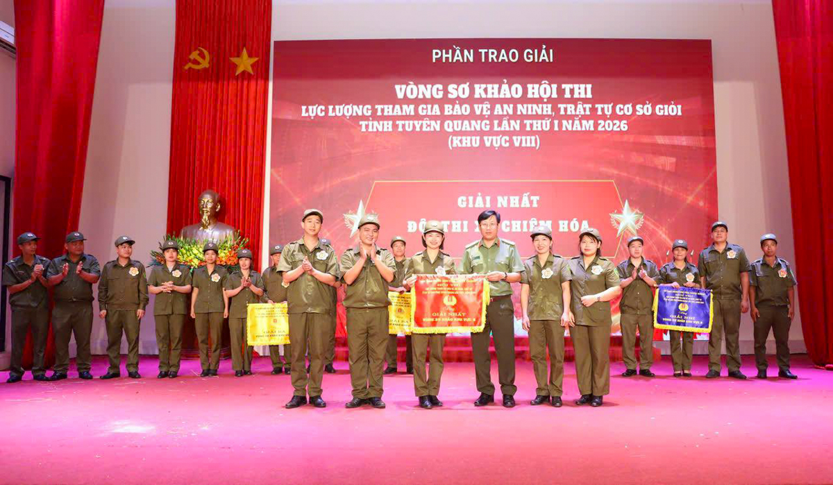 Hội thi lực lượng tham gia bảo vệ an ninh, trật tự ở cơ sở giỏi khu vực VIII thành công tốt đẹp