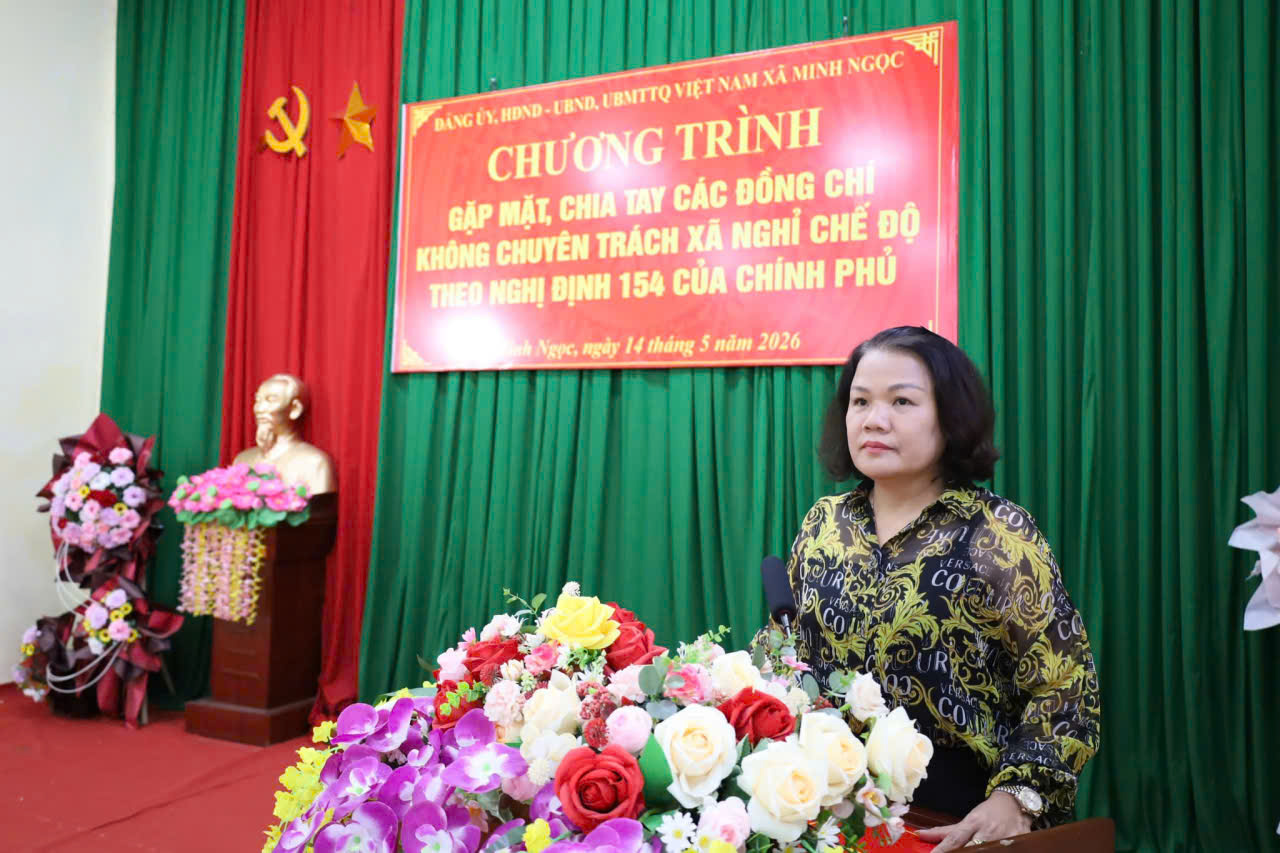 Ph&aacute;t biểu Nữ tướng.jpg