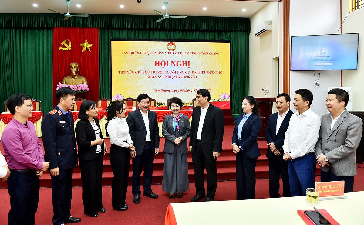 CỬ TRI CÁC XÃ SƠN DƯƠNG, PHÚ LƯƠNG, TRƯỜNG SINH TIN TƯỞNG, KỲ VỌNG VÀO CHƯƠNG TRÌNH HÀNH ĐỘNG CỦA CÁC ỨNG CỬ VIÊN ĐẠI BIỂU QUỐC HỘI