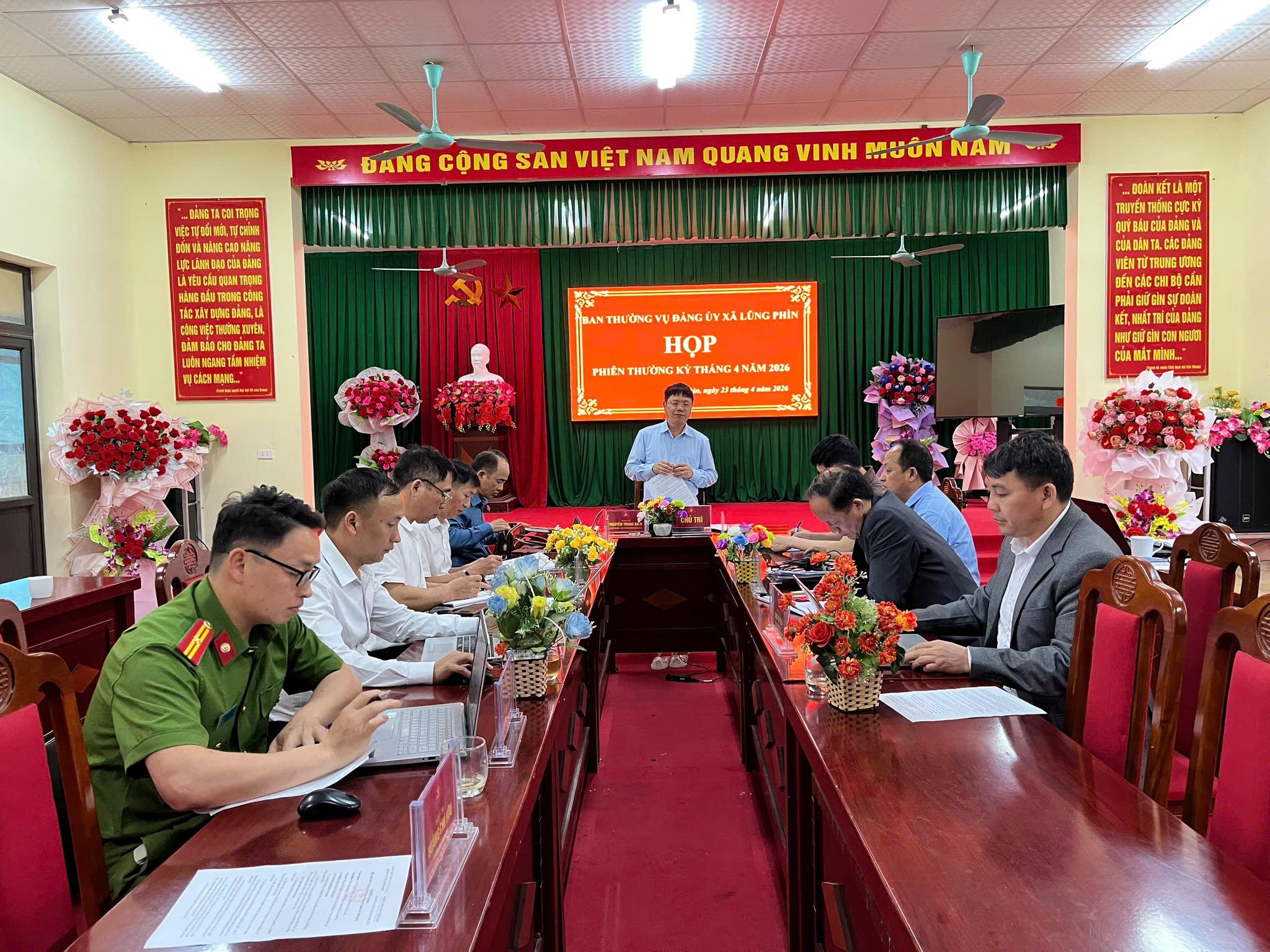 Hội nghị Ban Thường vụ Đảng uỷ xã Lũng Phìn tháng 4, nhiệm kỳ 2025-2030