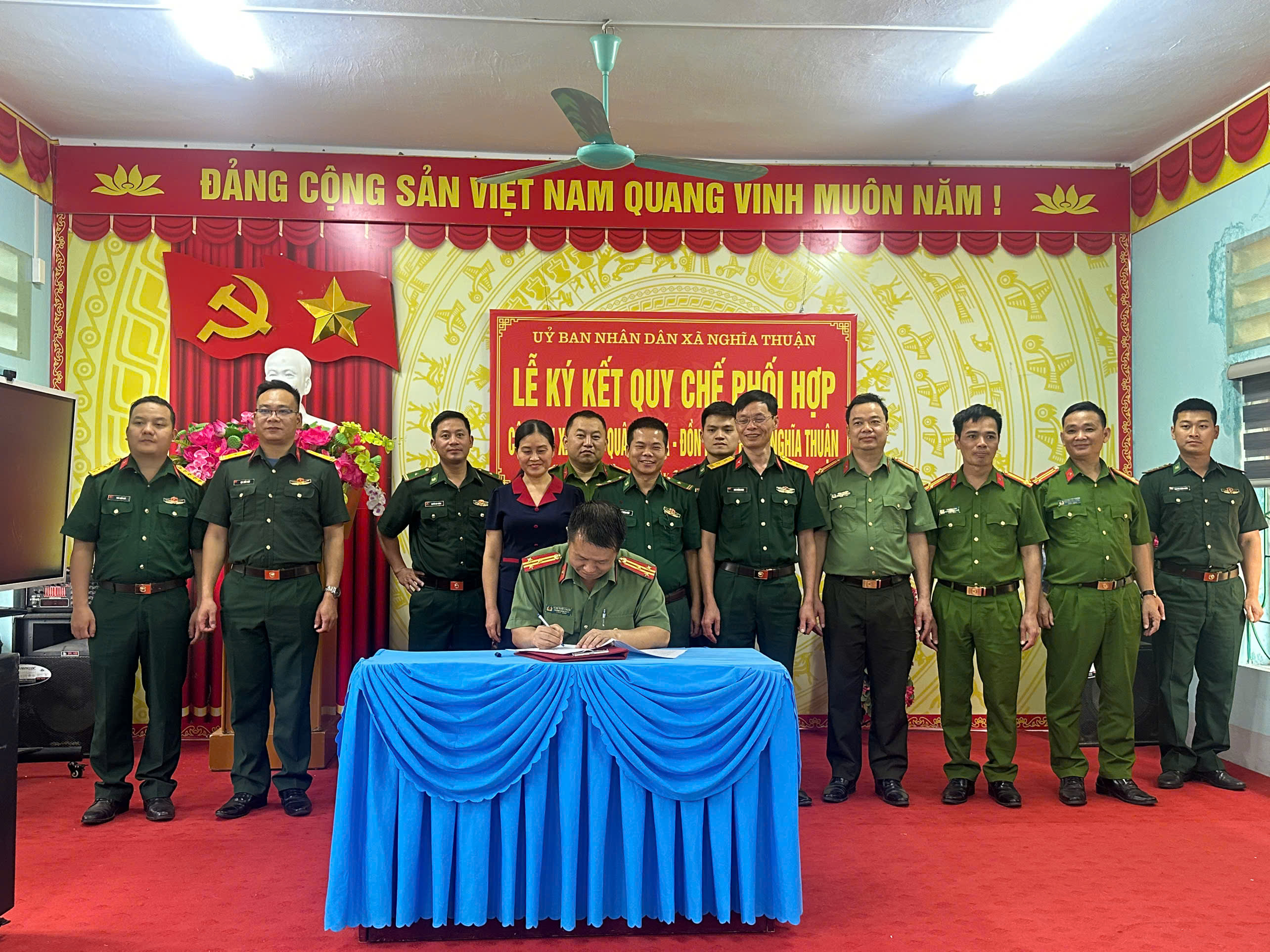 KÝ KẾT QUY CHẾ PHỐI HỢP GIỮA 3 LỰC LƯỢNG CÔNG AN, QUÂN SỰ, BIÊN PHÒNG