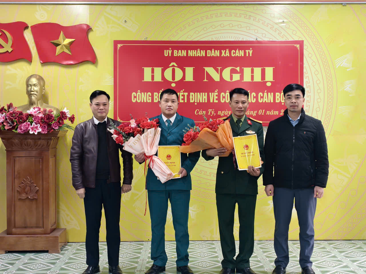 HỘI NGHỊ CÔNG BỐ CÁC QUYẾT ĐỊNH VỀ CÔNG TÁC TỔ CHỨC, CÁN BỘ BAN CHI HUY QUÂN SỰ XÃ CÁN TỶ