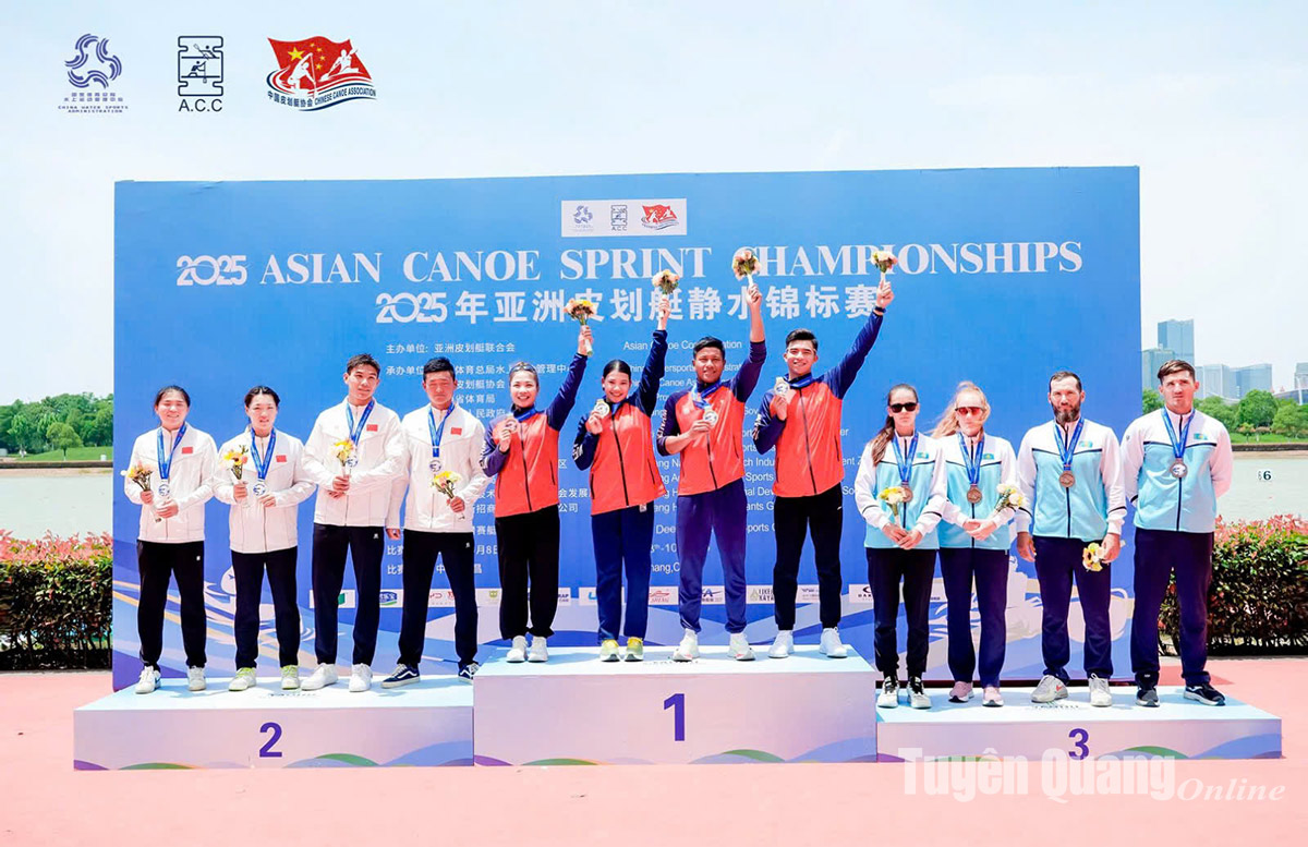 VĐV Ma Thị Thuỳ cùng đồng đội giành Huy chương Vàng tại Giải vô địch Canoeing châu Á
