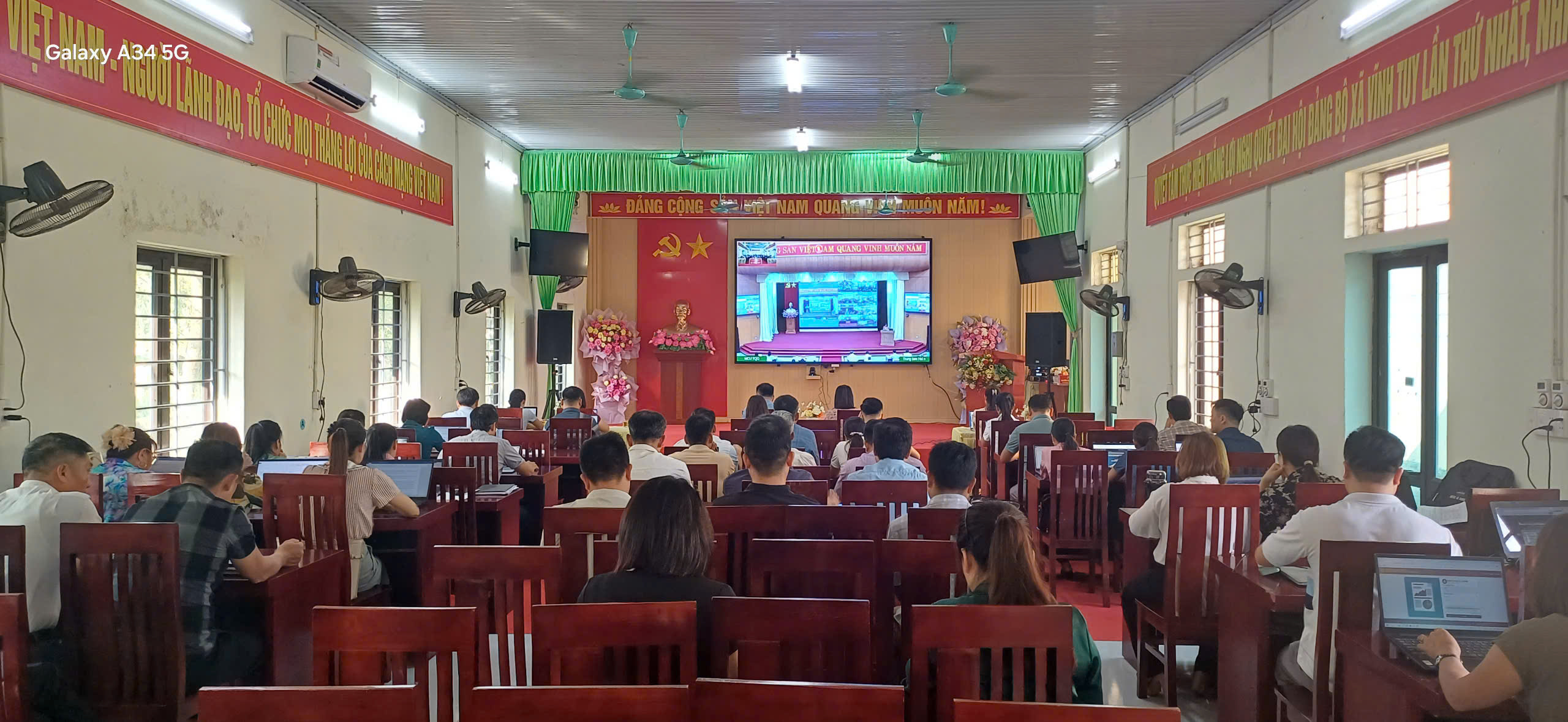 HN trực tuyến s&aacute;ng 211.jpg