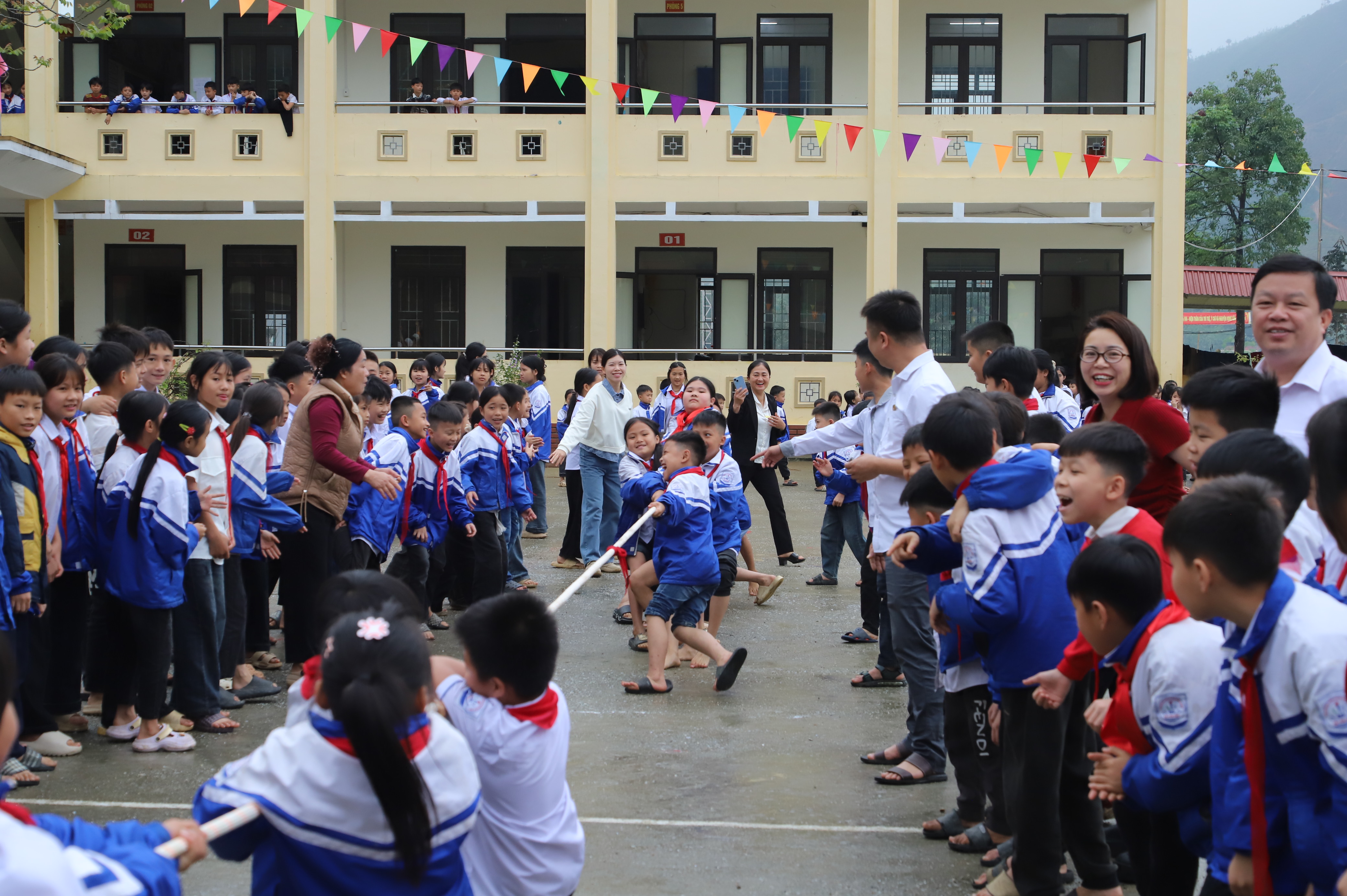 Sôi động Ngày hội “Thiếu nhi vui khỏe - Tiến bước lên đoàn”