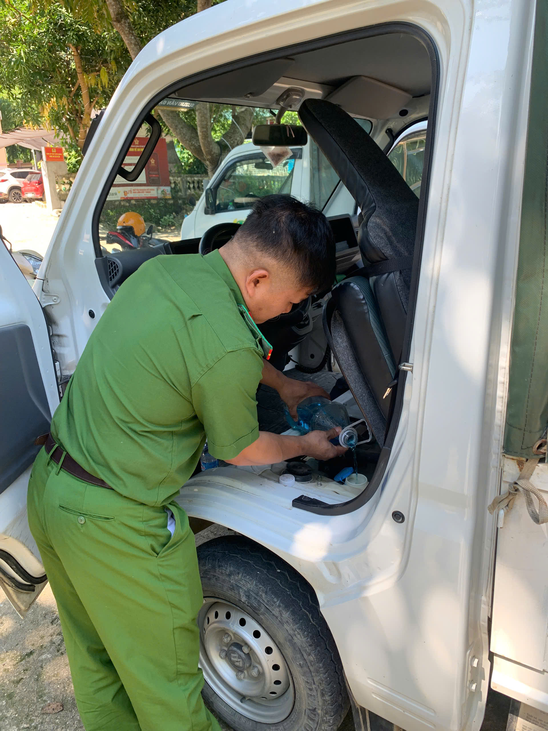 CÔNG AN XÃ CHỦ ĐỘNG BẢO DƯỠNG PHƯƠNG TIỆN, BẢO ĐẢM SẴN SÀNG THỰC HIỆN NHIỆM VỤ