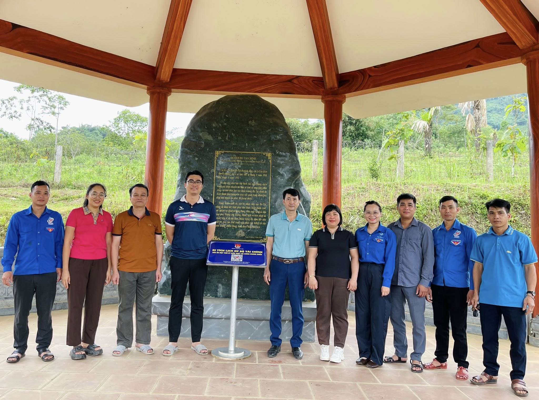 Đoàn xã Kiên Đài khánh thành công trình thanh niên số hóa Di tích lịch sử Bộ Tài chính