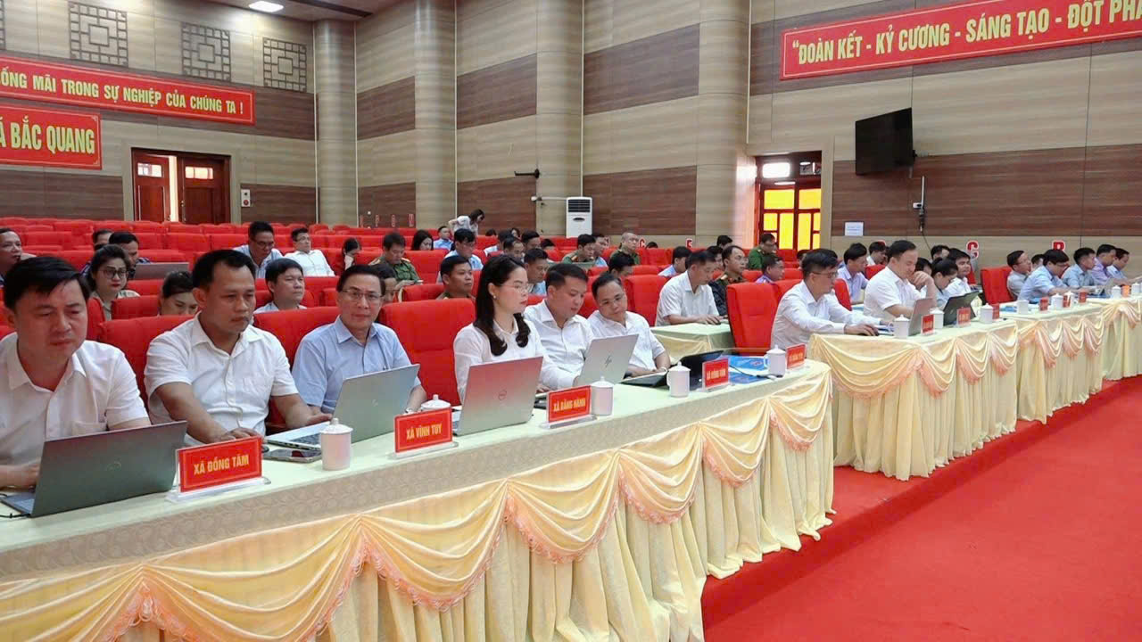 HN k&yacute; kết 8 x&atilde; PBT.jpg