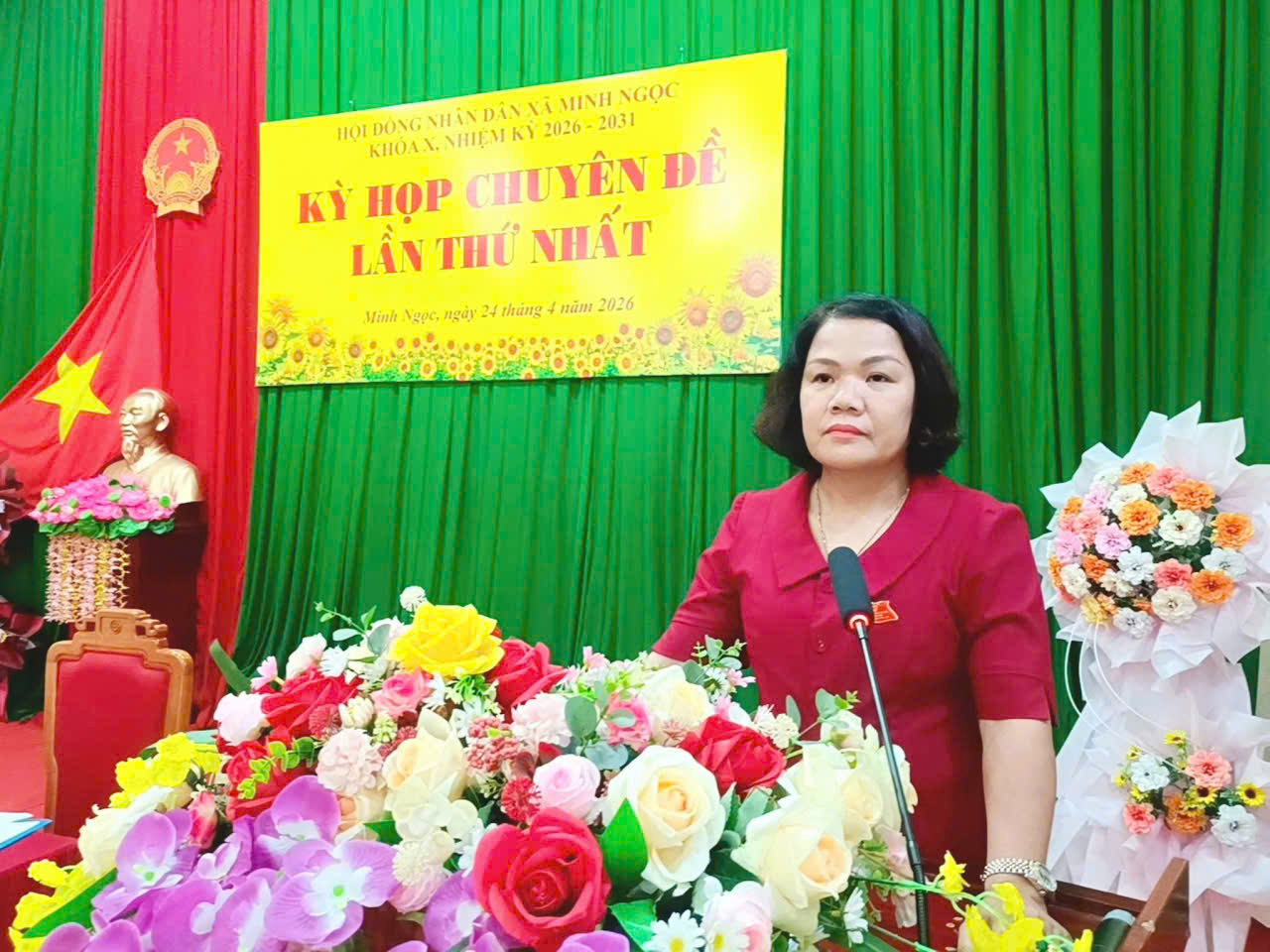 khai mạc kỳ họp.jpg