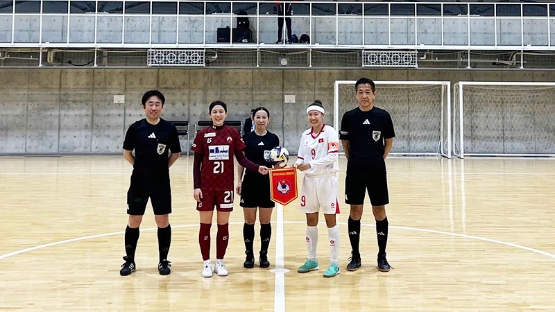Đội tuyển futsal nữ Việt Nam thắng trận giao hữu đầu tiên tại Nhật Bản