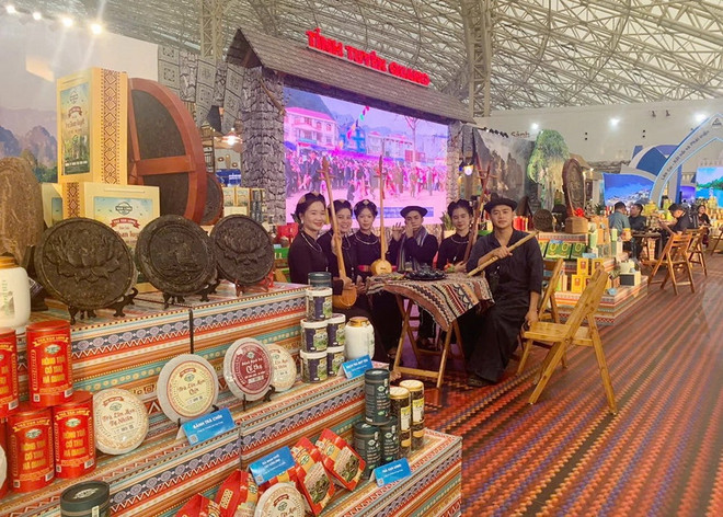 Nông sản Tuyên Quang tỏa sáng trong Hội chợ mùa Thu năm 2025