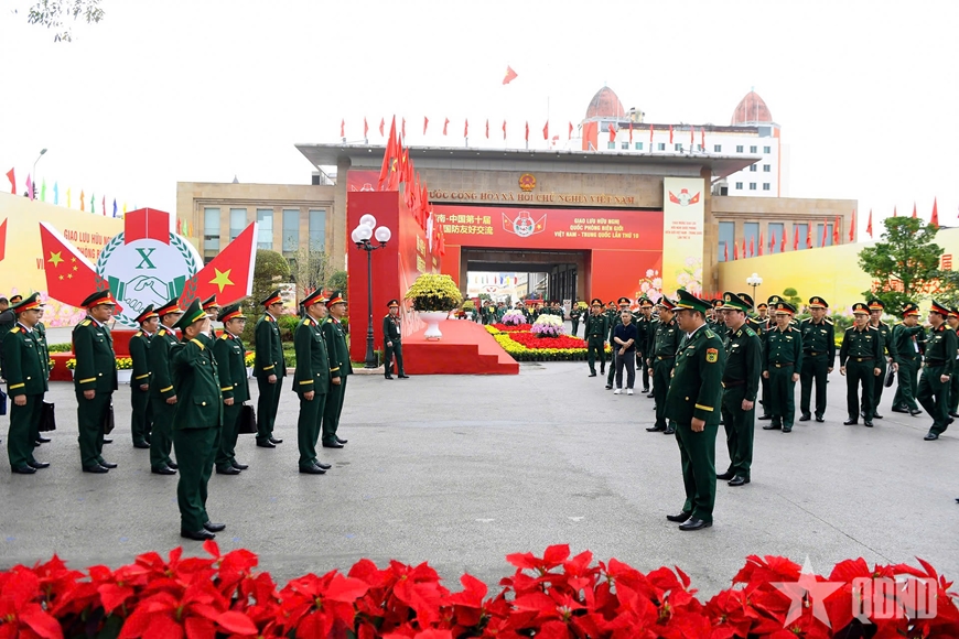 Tổng duyệt Giao lưu hữu nghị quốc phòng biên giới Việt Nam - Trung Quốc lần thứ 10