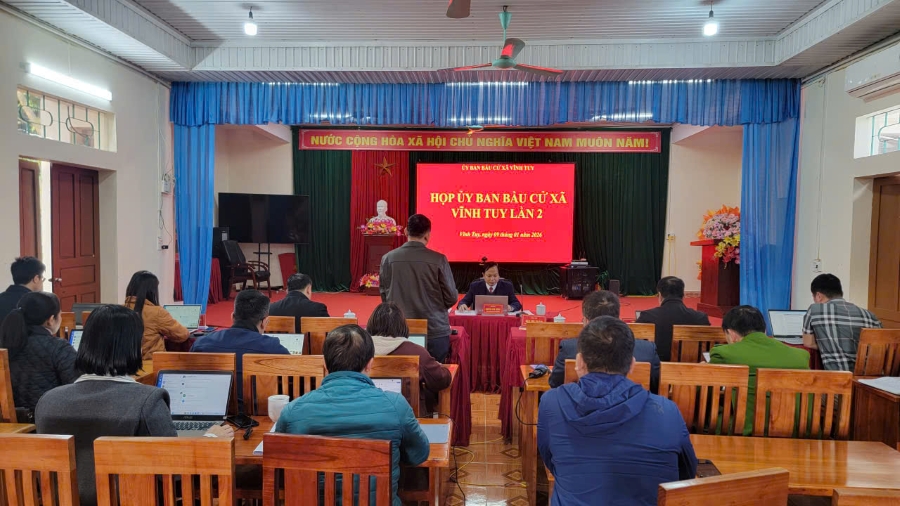 họp BBC ảnh b&igrave;a1.jpg