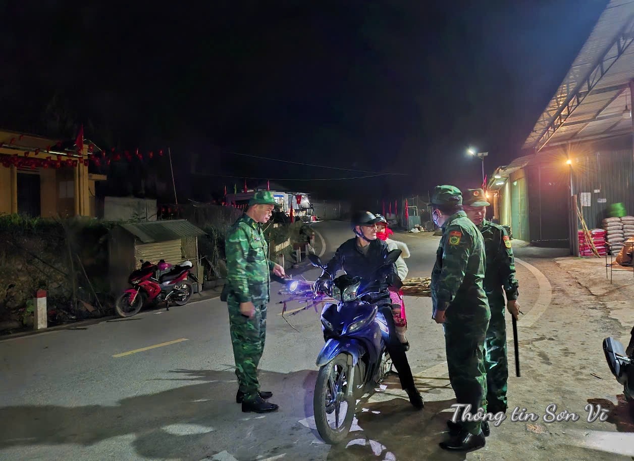 Đồn Biên phòng Cửa khẩu Săm Pun tăng cường tuần tra ngày đêm bảo vệ biên giới dịp lễ 30-4 và 1-5
