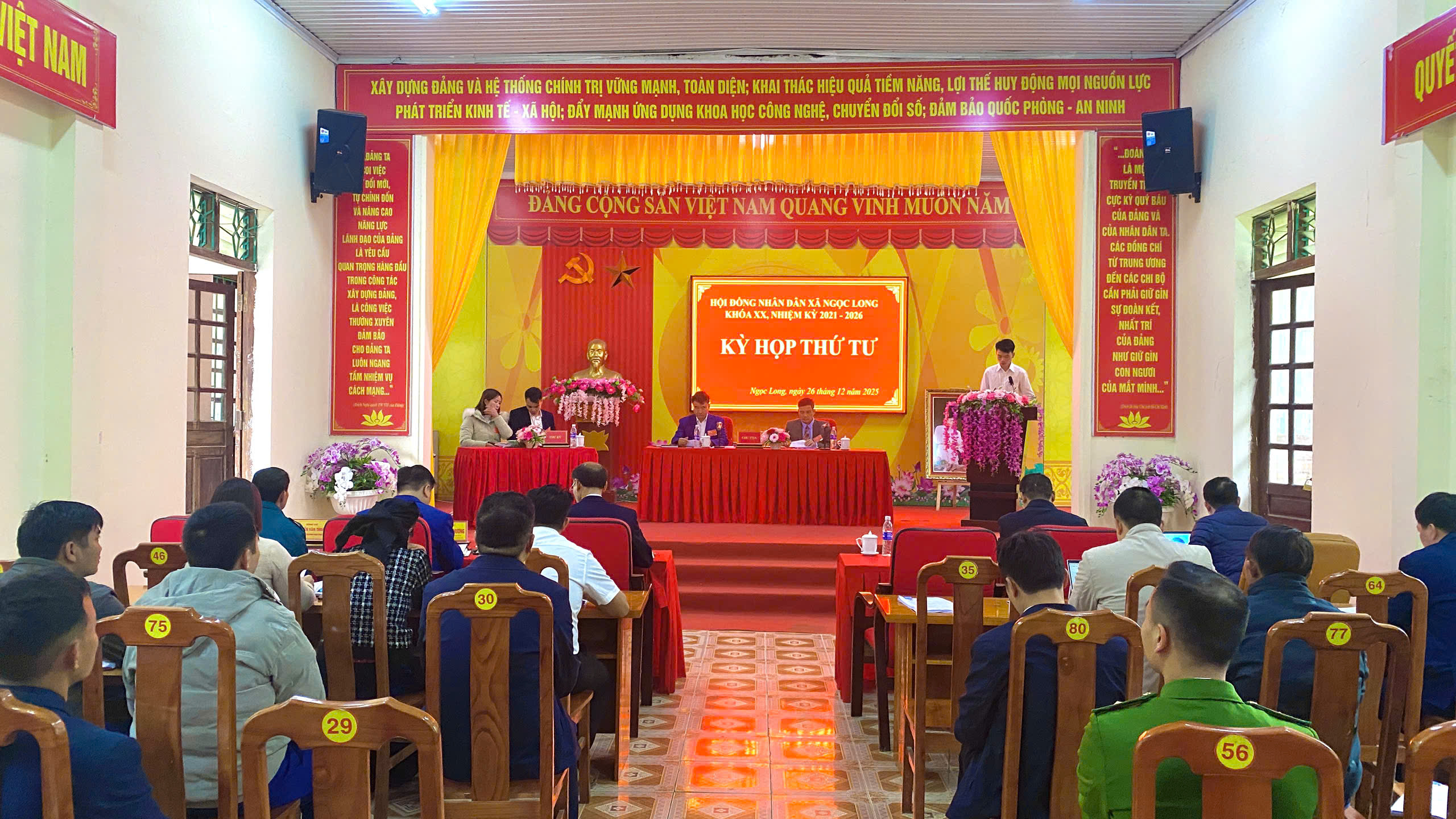 HĐND XÃ NGỌC LONG TỔ CHỨC THÀNH CÔNG KỲ HỌP THỨ 4, KHOÁ XX, NHIỆM KỲ 2021-2026