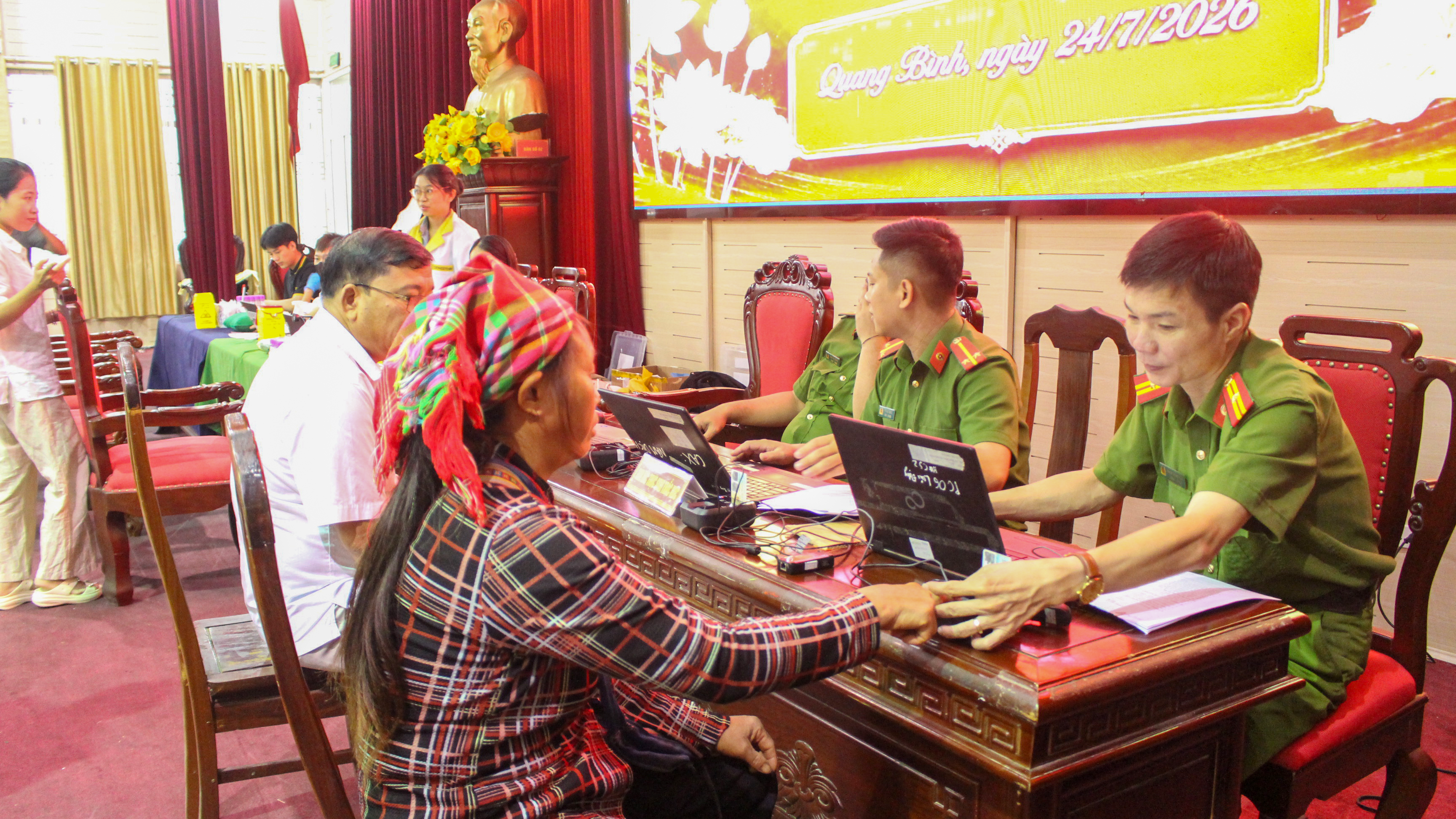 Quang Bình triển khai cao điểm thu nhận mẫu ADN thân nhân liệt sĩ chưa xác định thông tin