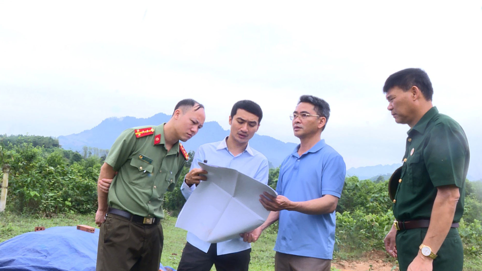 Kiểm tra thực địa, xác định mốc giới quy hoạch Nghĩa trang nhân dân Hòa Phú