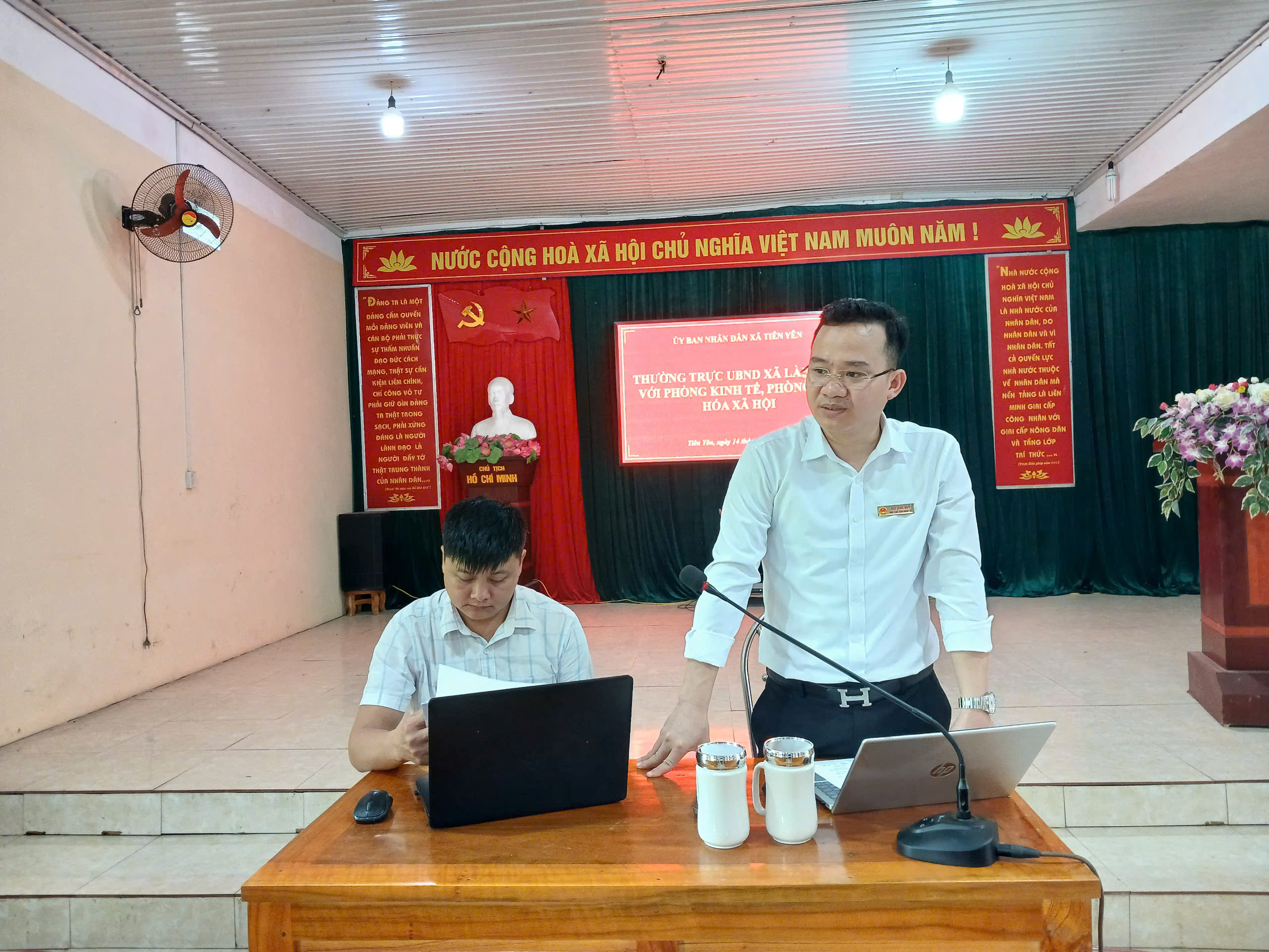 Thường trực UBND xã Tiên Yên Làm việc với Phòng kinh tế, Phòng Văn hóa xã hội và Trung Tâm dịch công