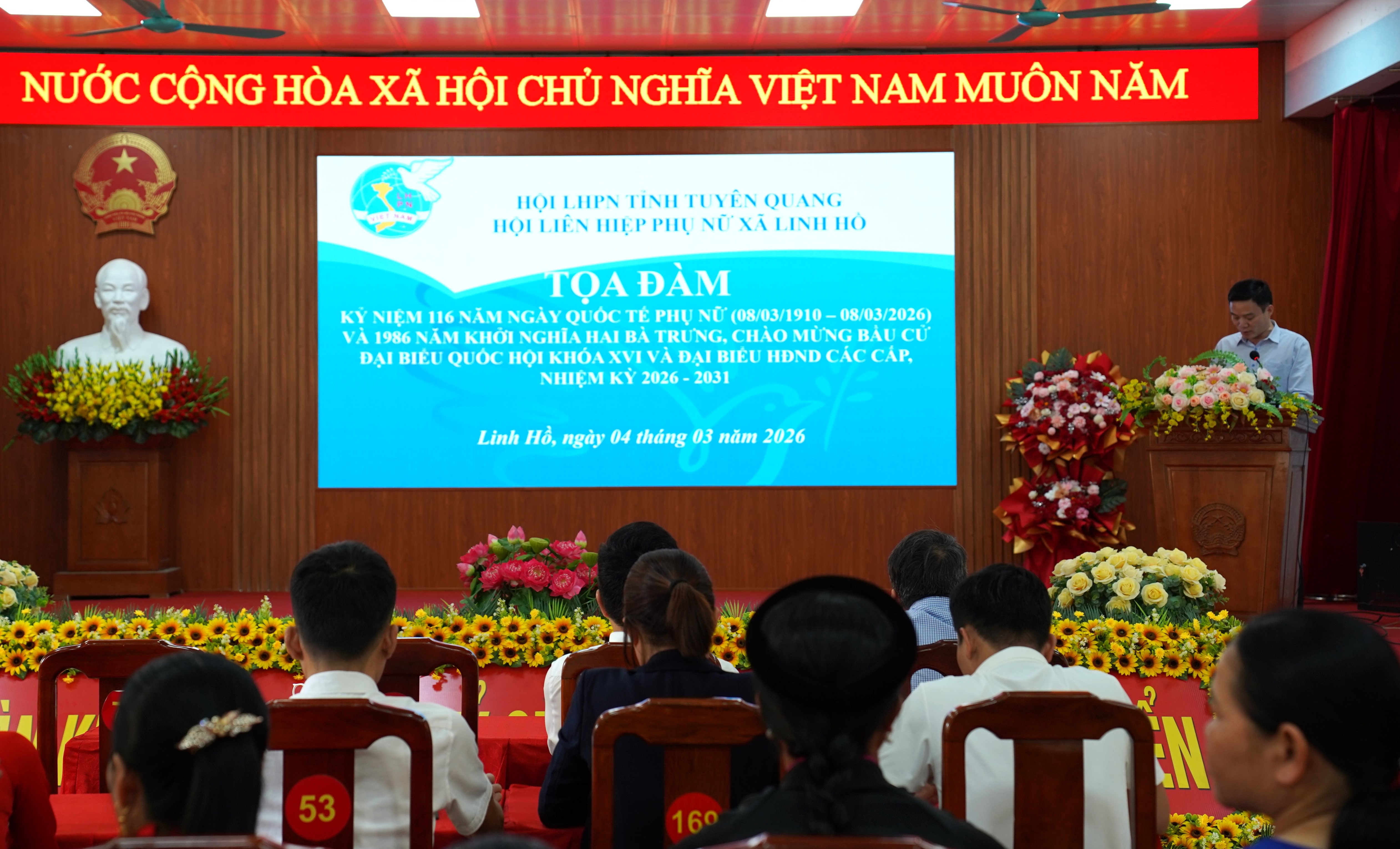 Toạ đ&agrave;m 4.JPG
