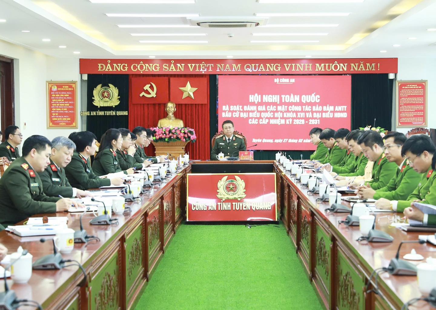 GIỮ VỮNG ANTT TRÊN TOÀN QUỐC, TẠO MÔI TRƯỜNG AN NINH AN TOÀN PHỤC VỤ TỔ CHỨC THÀNH CÔNG BẦU CỬ ĐẠI BIỂU QUỐC HỘI KHOÁ XVI