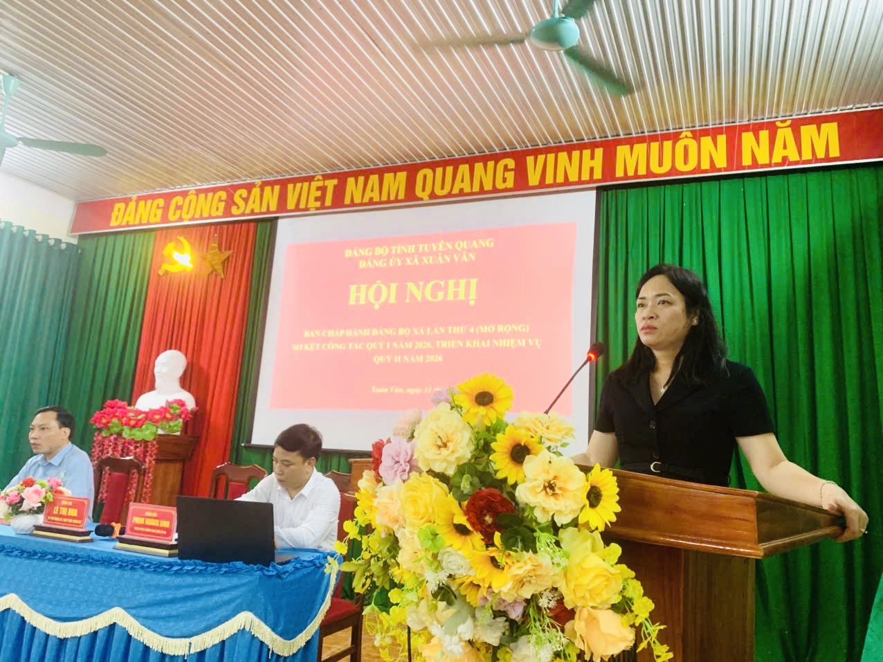 XÃ XUÂN VÂN TỔ CHỨC HỘI NGHỊ BAN CHẤP HÀNH ĐẢNG BỘ XÃ LẦN THỨ 4 (MỞ RỘNG)