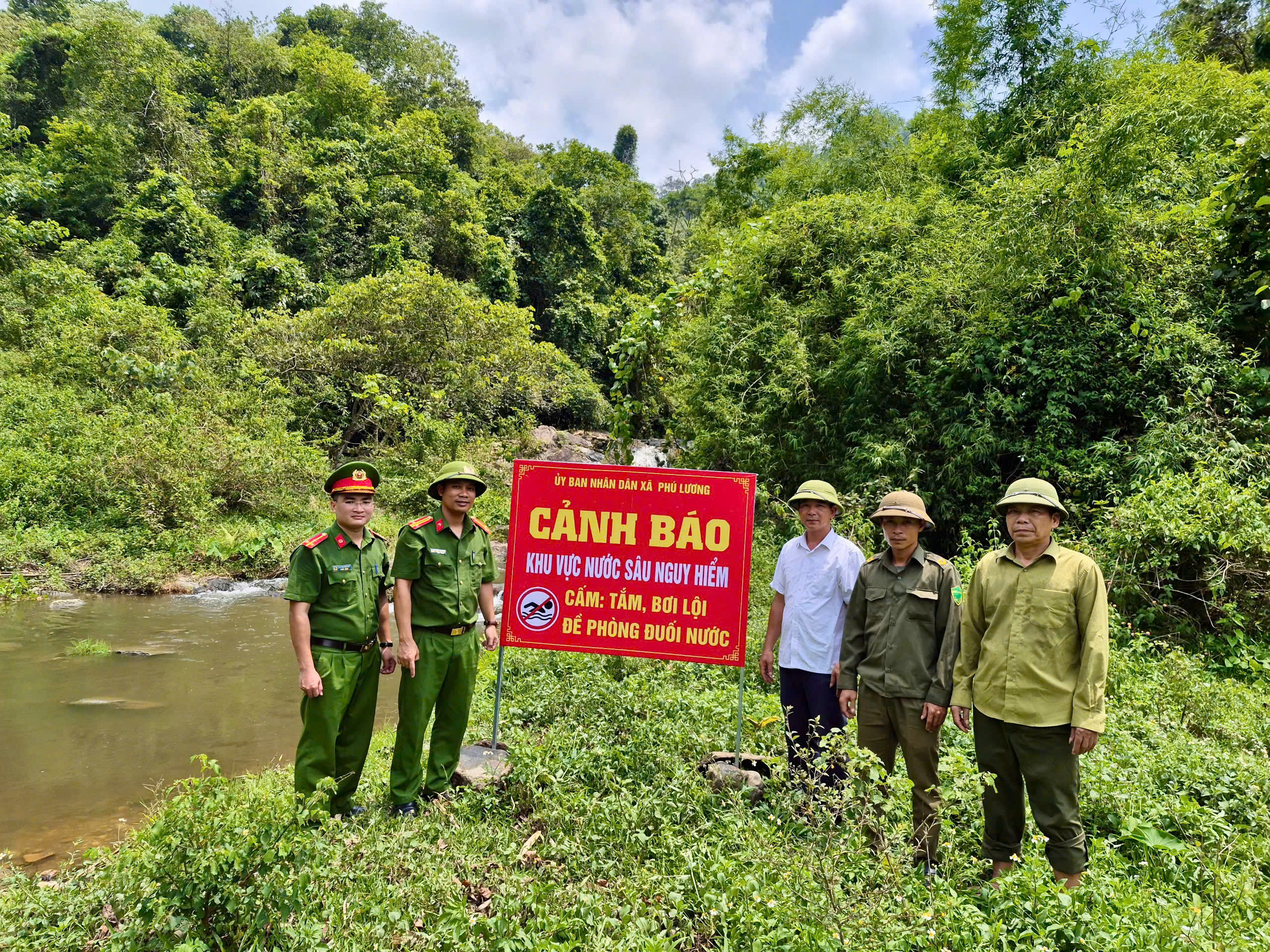 XÃ PHÚ LƯƠNG TĂNG CƯỜNG CÔNG TÁC PHÒNG, CHỐNG TAI NẠN ĐUỐI NƯỚC TRẺ EM DỊP HÈ, MÙA MƯA BÃO NĂM 2026