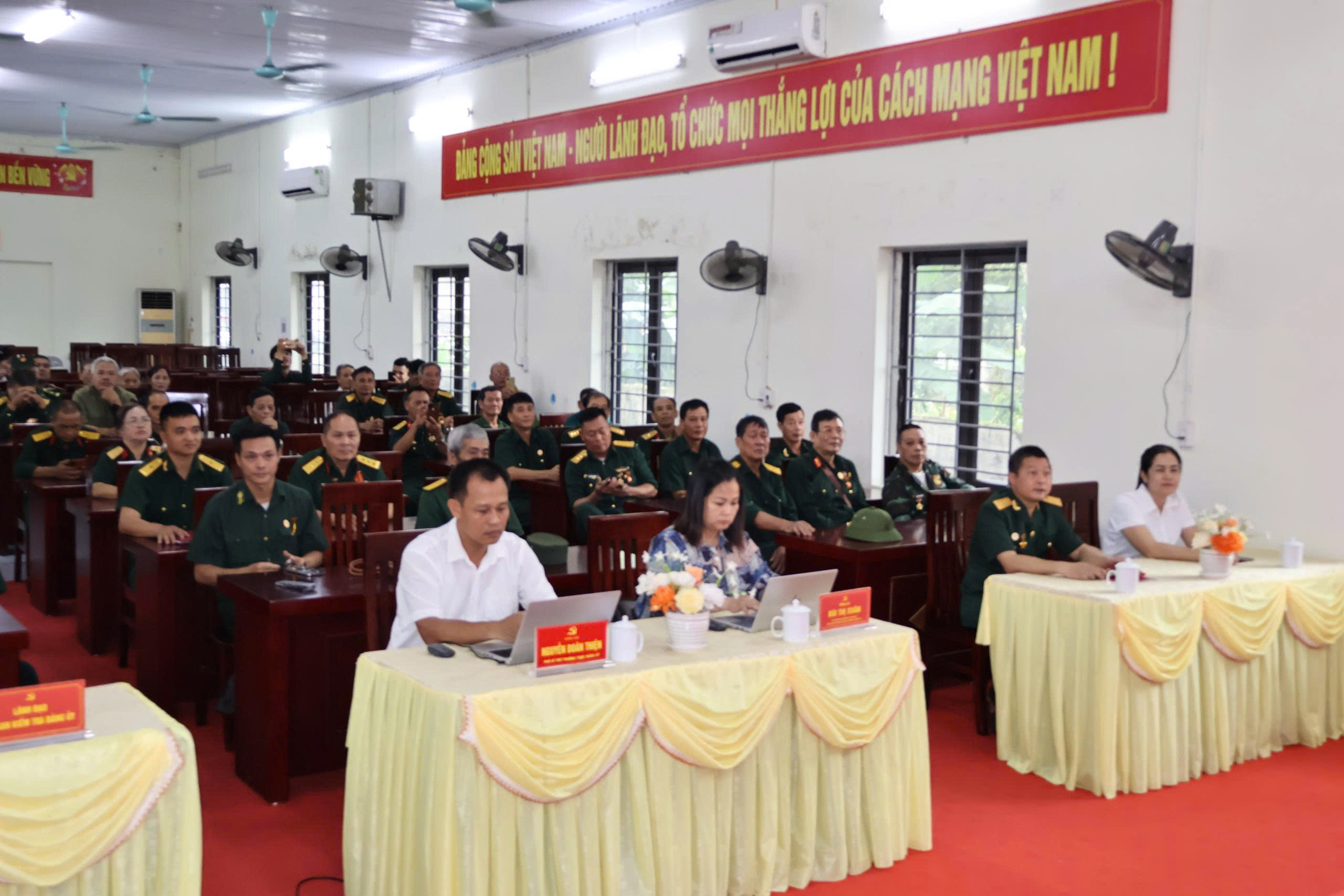 Tọa đàm tri ân 27 th 7 s Thiện.jpg