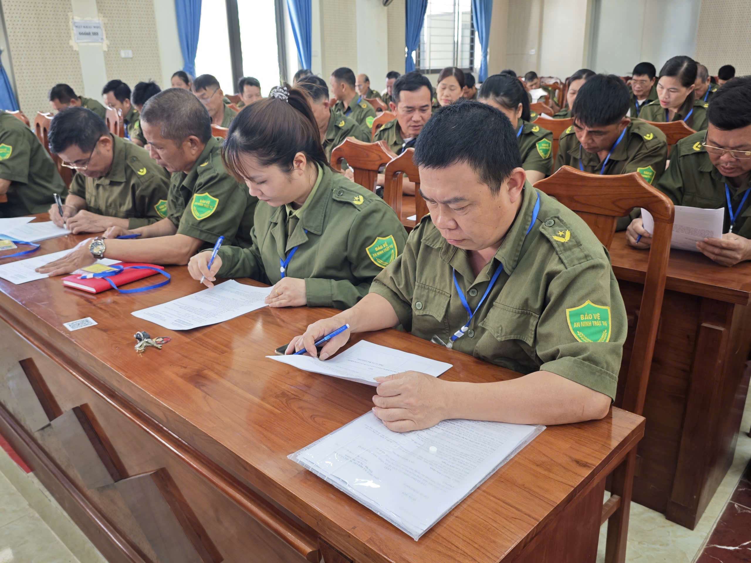 VỮNG KIẾN THỨC, GIỎI NGHIỆP VỤ, SÁT CƠ SỞ