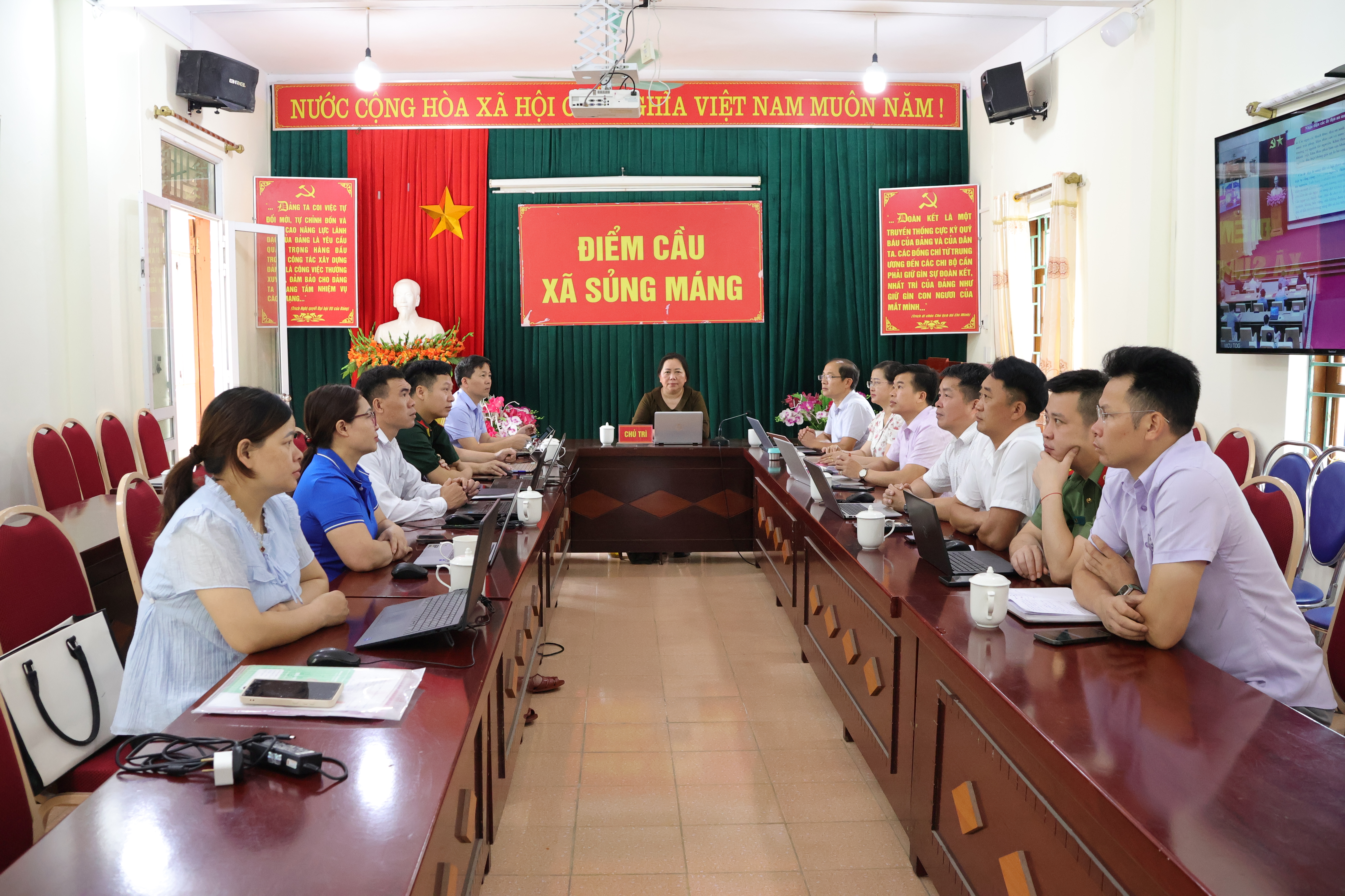 Xã Sủng Máng tham gia lớp bồi dưỡng kiến thức về quản trị quốc gia, quản trị địa phương và quản trị an ninh năm 2026