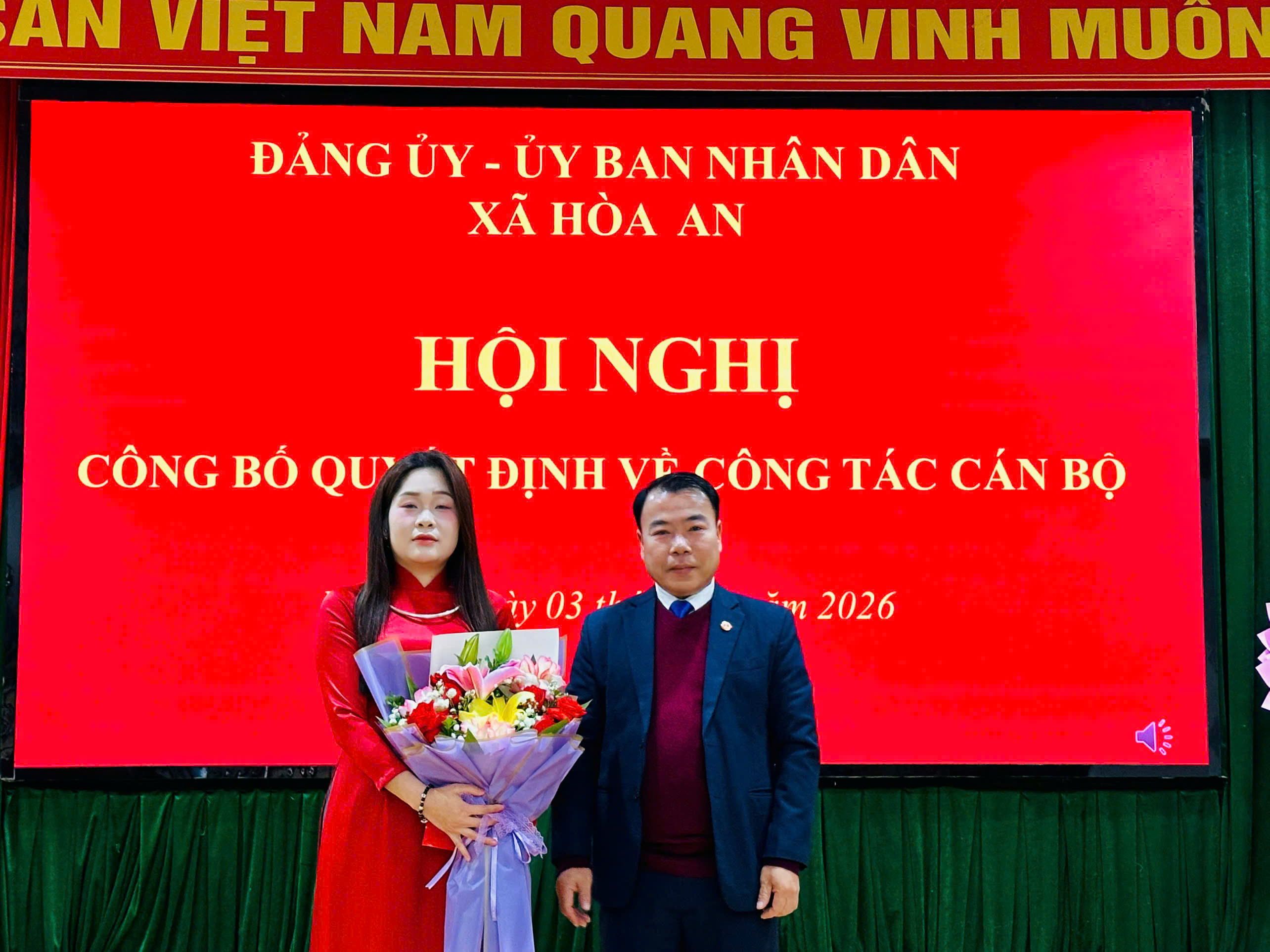 HÒA AN: HỘI NGHỊ CÔNG BỐ CÁC QUYẾT ĐỊNH VỀ CÔNG TÁC CÁN BỘ
