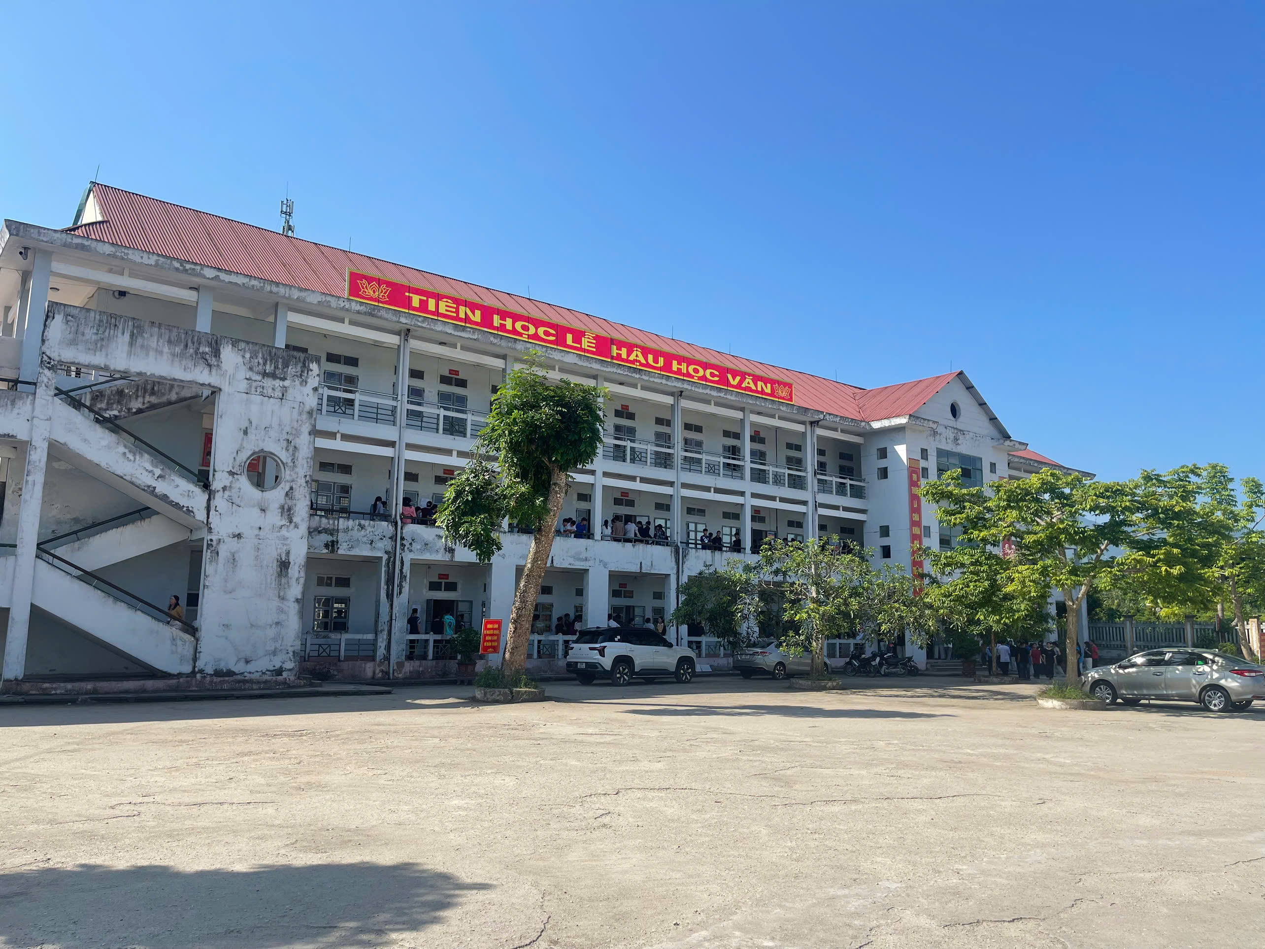 GẦN 300 SĨ TỬ XÃ QUANG BÌNH SẴN SÀNG BƯỚC VÀO KỲ THI TUYỂN SINH VÀO LỚP 10