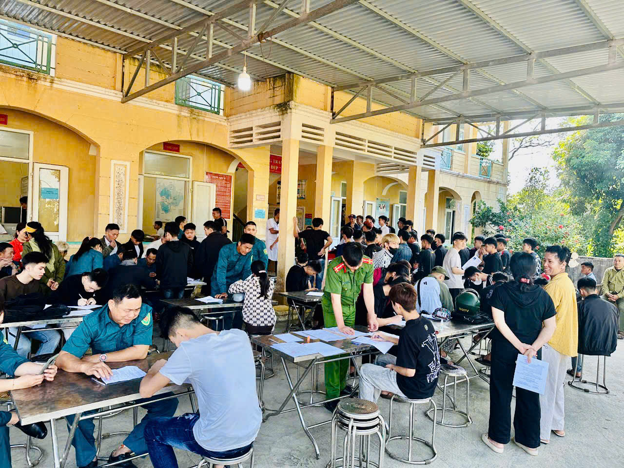 CÔNG AN XÃ ĐỒNG YÊN PHỐI HỢP KHÁM TUYỂN NGHĨA VỤ QUÂN SỰ, CÔNG AN NHÂN DÂN 