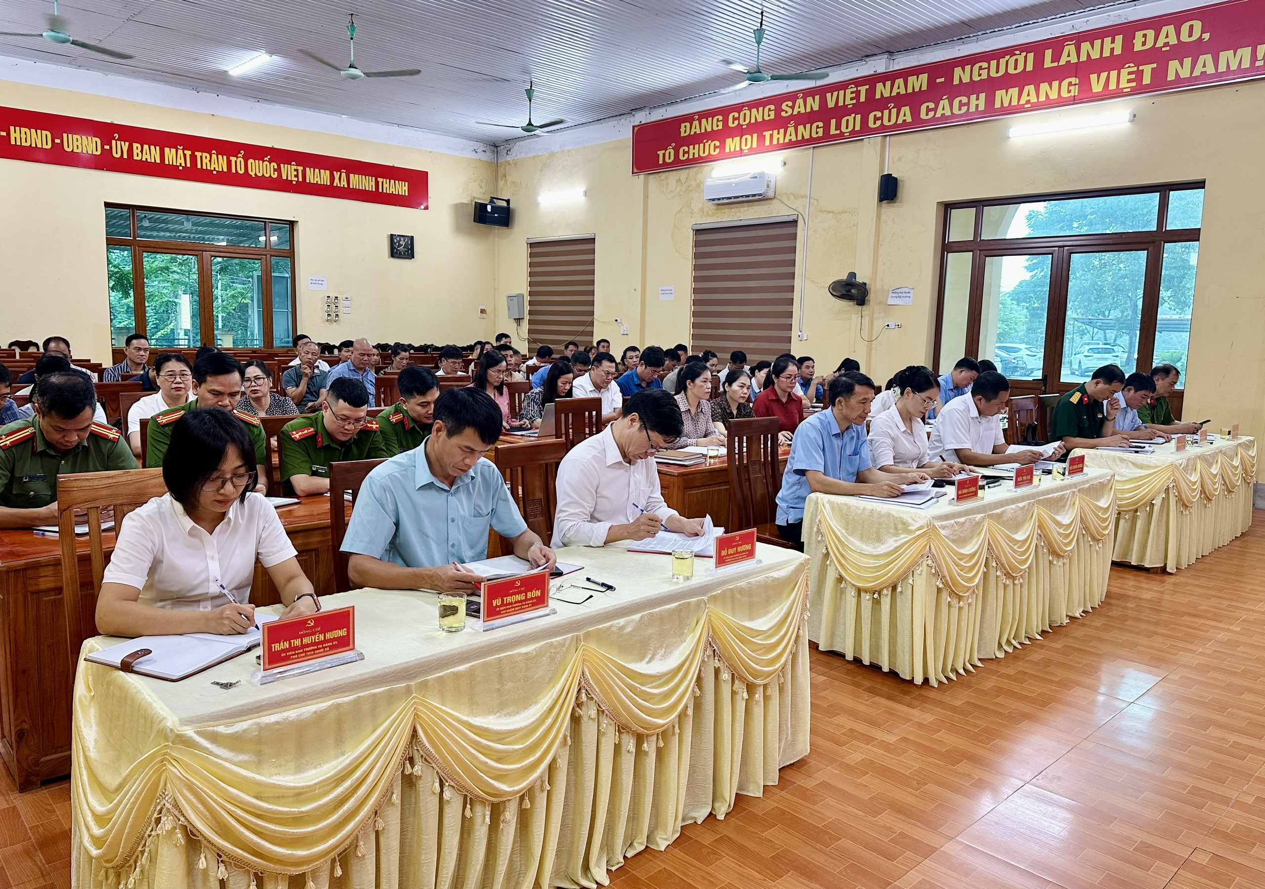Hội nghị sơ kết công tác Đảng, chính quyền 6 tháng đầu năm; triển khai phương hướng, nhiệm vụ 6 tháng cuối năm 2026
