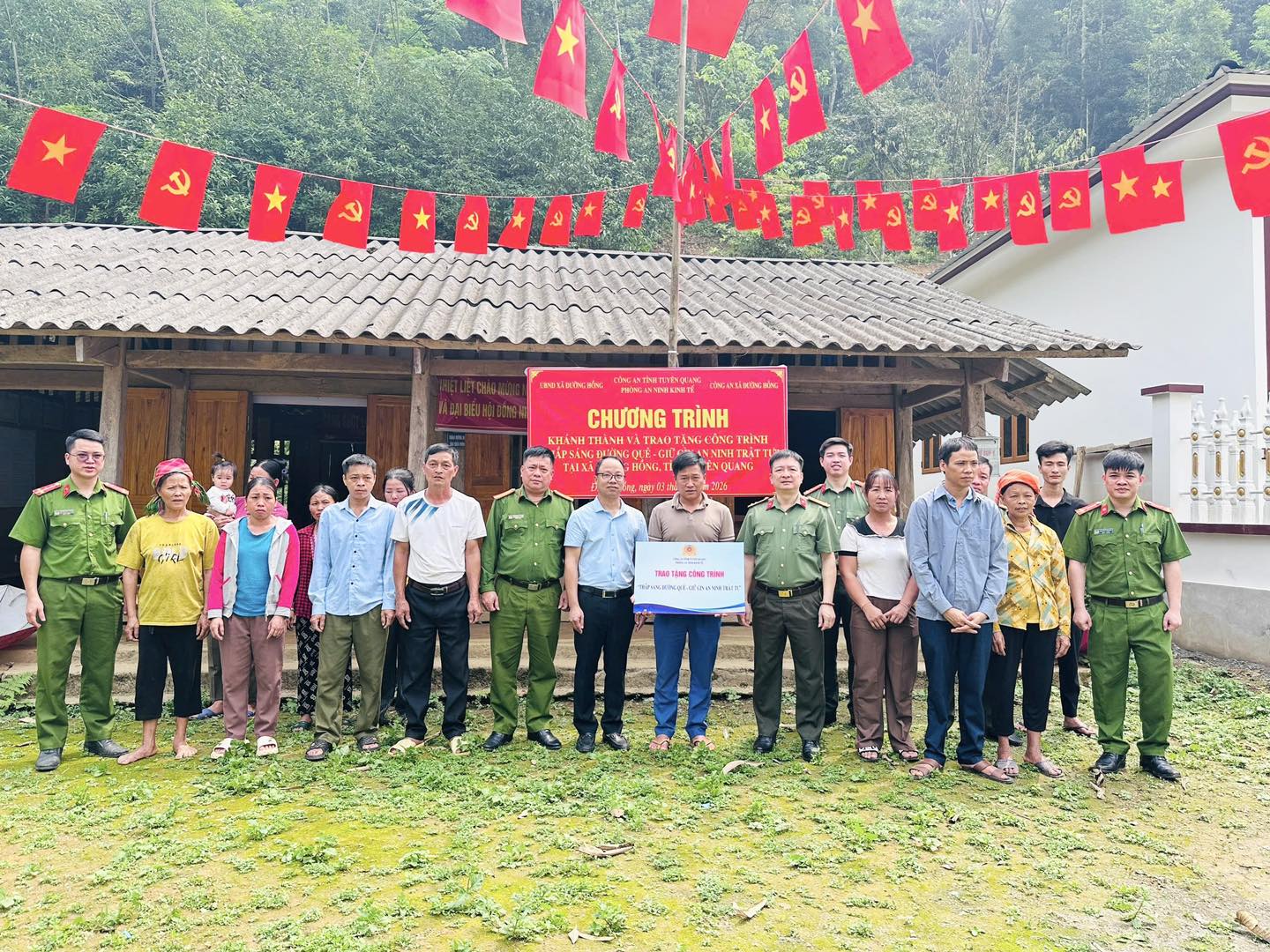 LAN TOẢ PHONG TRÀO THI ĐUA “BA NHẤT”