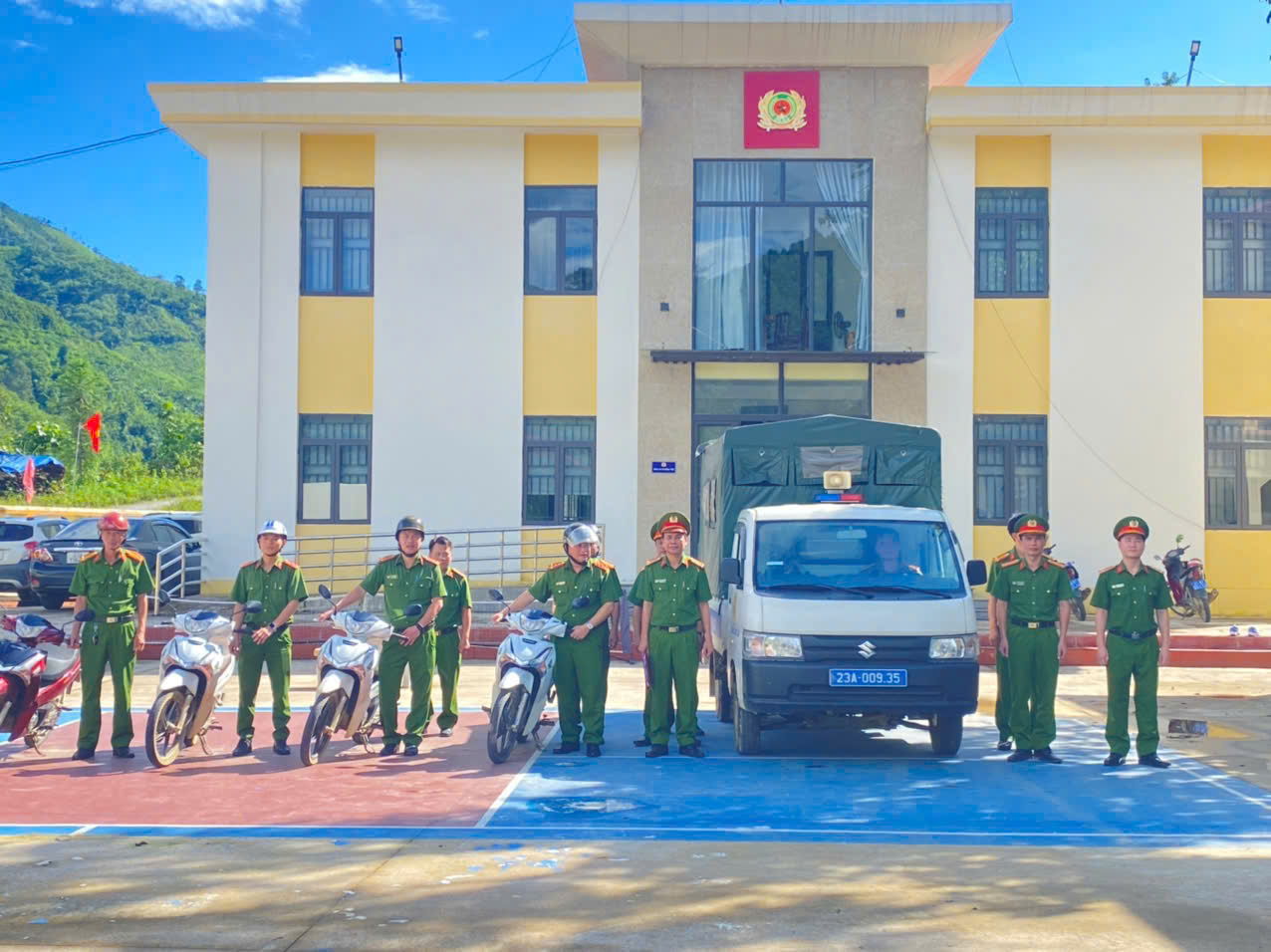 TỪ CHỈ THỊ 07-CT/TW ĐẾN HÀNH ĐỘNG Ở CƠ SỞ: CHI BỘ CÔNG AN XÃ ĐỒNG TÂM VỚI "SỨC MẠNH THỰC HÀNH" PHỤNG SỰ NHÂN DÂN