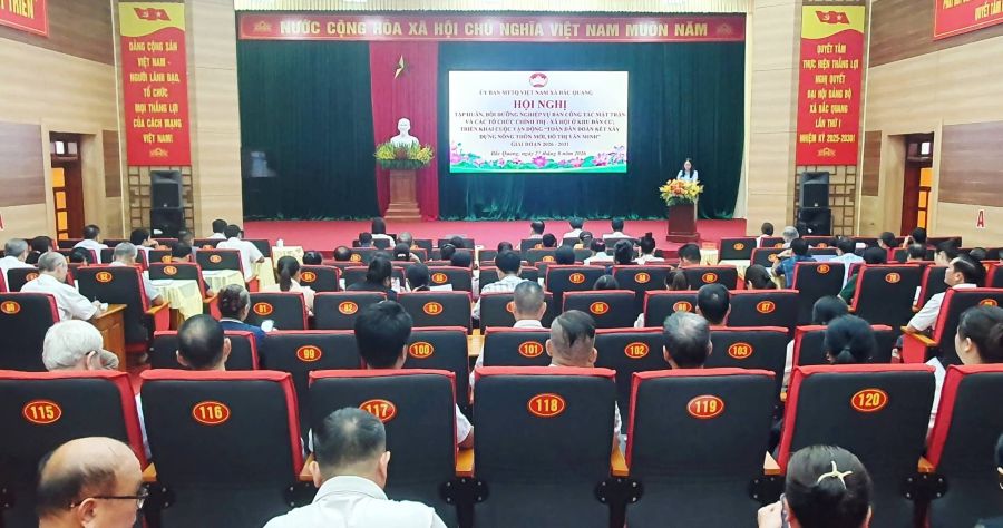 Hội nghị tập huấn, bồi dưỡng nghiệp vụ công tác Mặt trận và các tổ chức chính trị - xã hội ở khu dân cư;