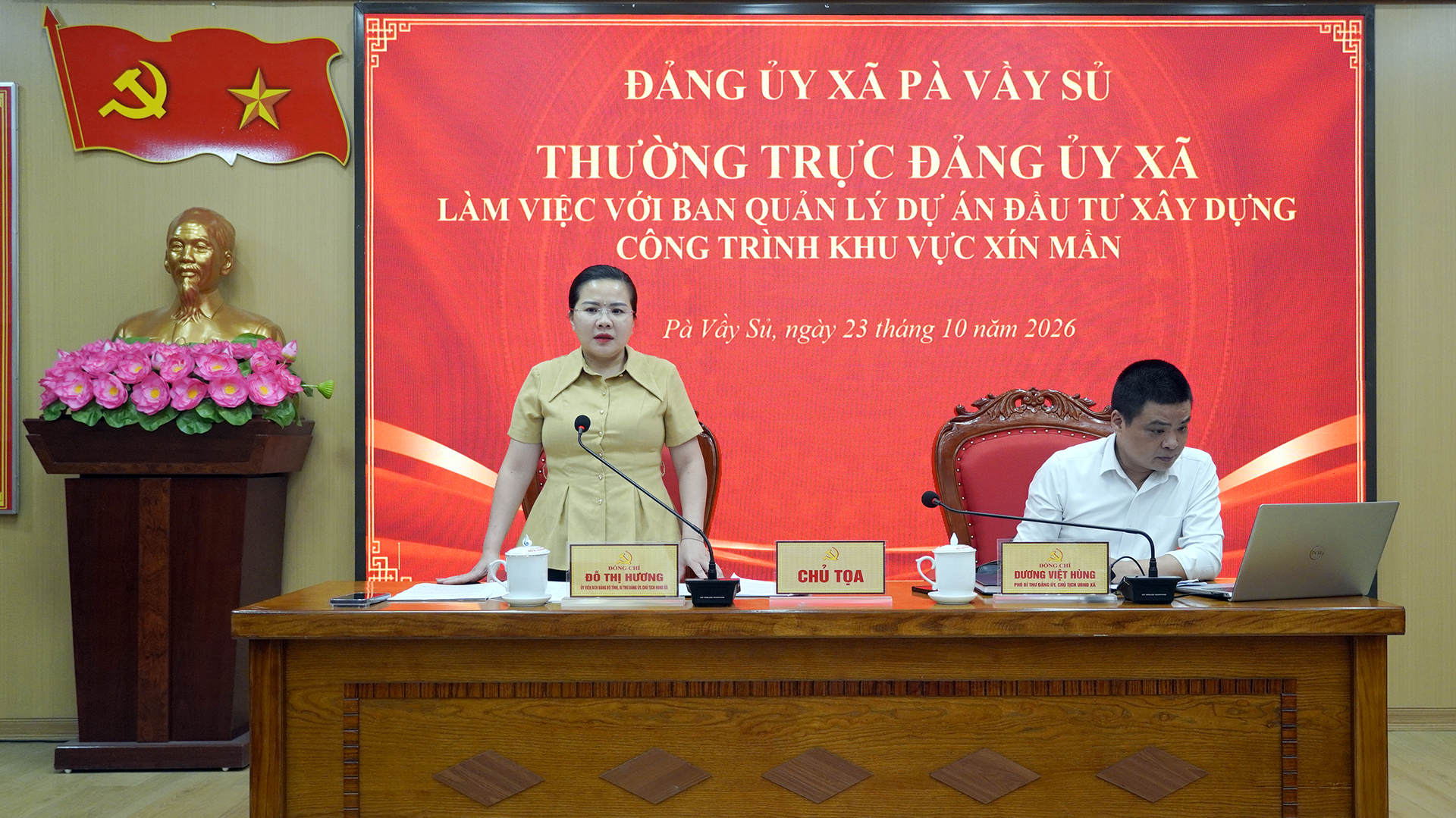 Thường trực Đảng ủy xã Pà Vầy Sủ làm việc với Ban Quản lý Dự án đầu tư xây dựng công trình Khu vực Xín Mần