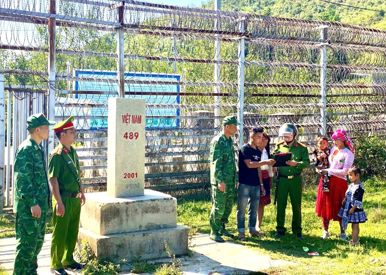 Công an xã Sơn Vĩ: Lá chắn bình yên nơi phên giậu Tổ quốc