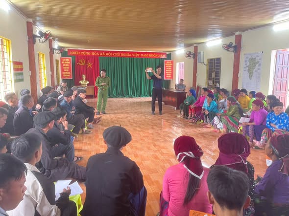 Truyền thông Phòng chống mua bán người tại thôn Mao Sao phìn