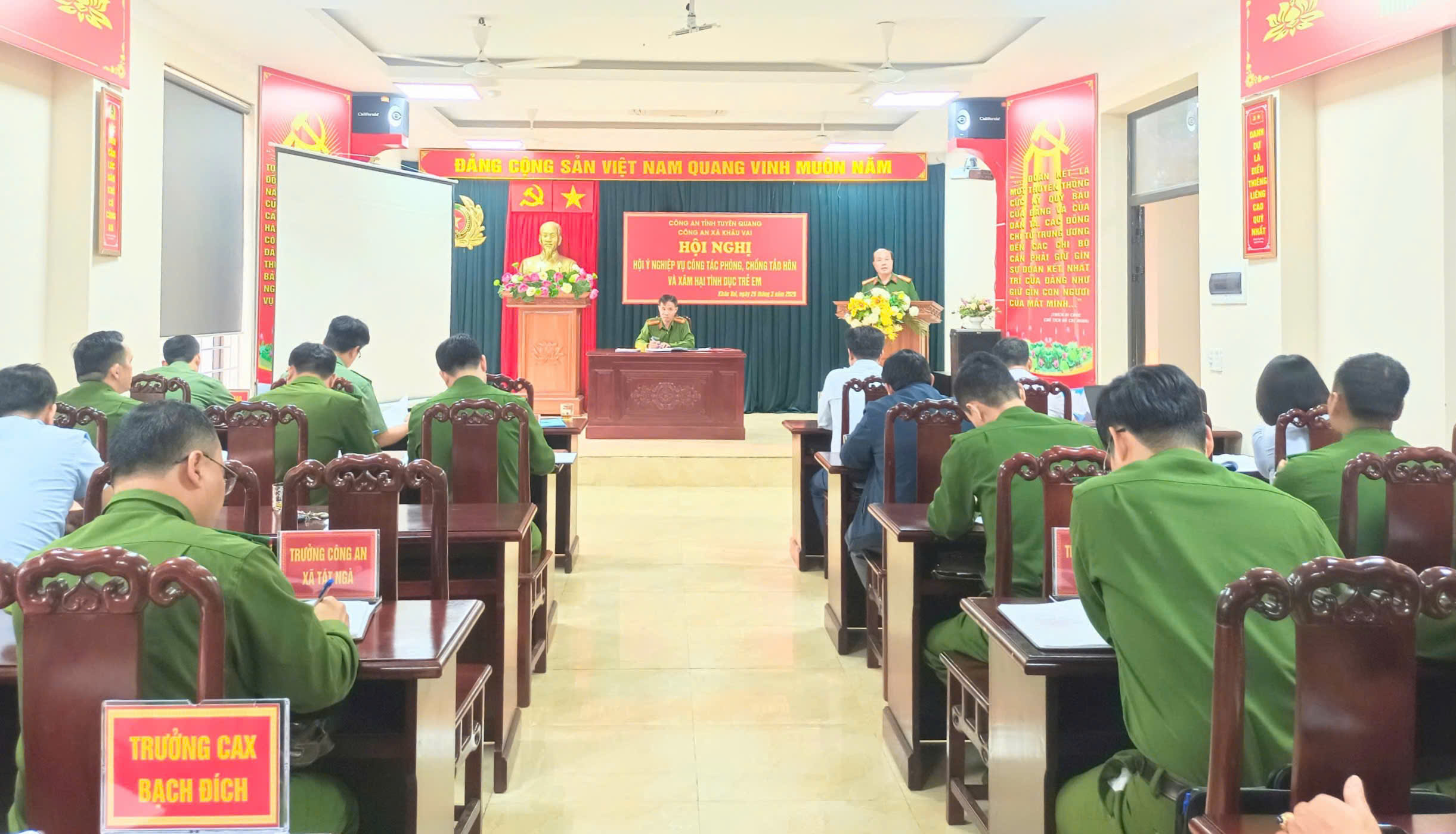 TĂNG CƯỜNG CÔNG TÁC PHÒNG CHỐNG TẢO HÔN VÀ XÂM HẠI TÌNH DỤC TRẺ EM TẠI ĐỊA BÀN CÁC XÃ VÙNG CAO