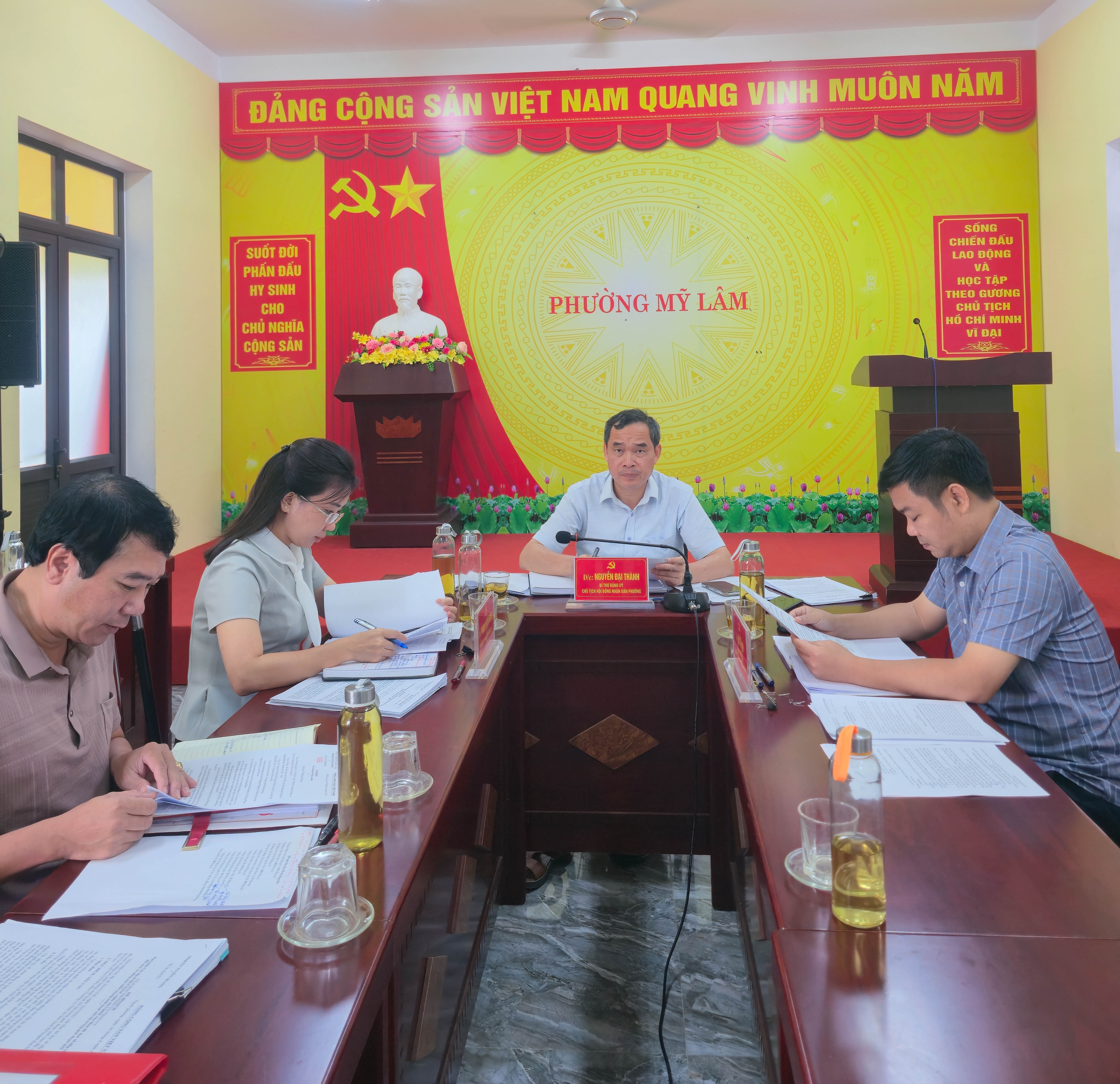 Thường trực Đảng ủy họp định kỳ tuần 2, tháng 9/2025