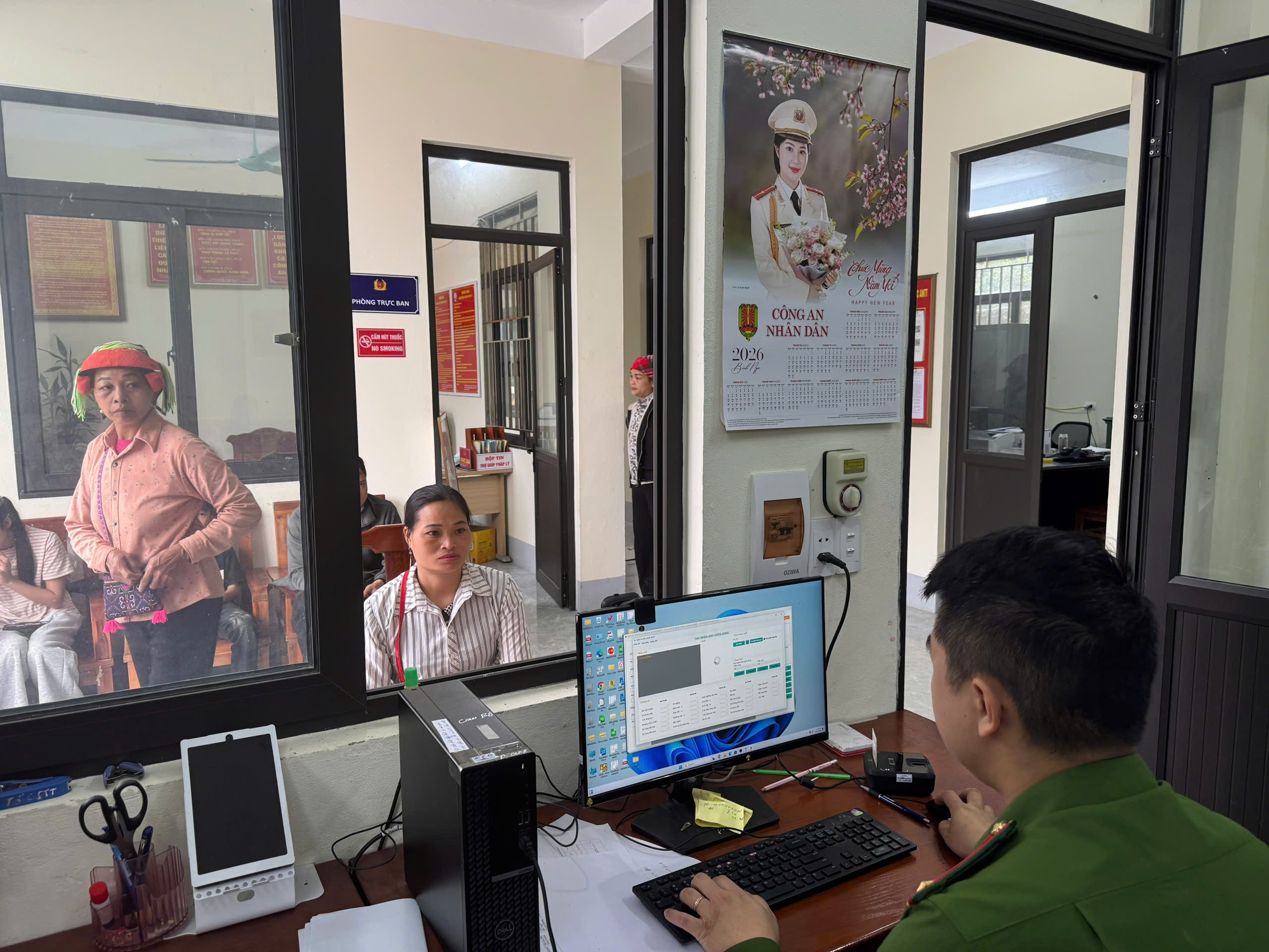 CÔNG AN XÃ CAO BỒ TĂNG CƯỜNG CÔNG TÁC QUẢN LÝ HÀNH CHÍNH VỀ TTXH 