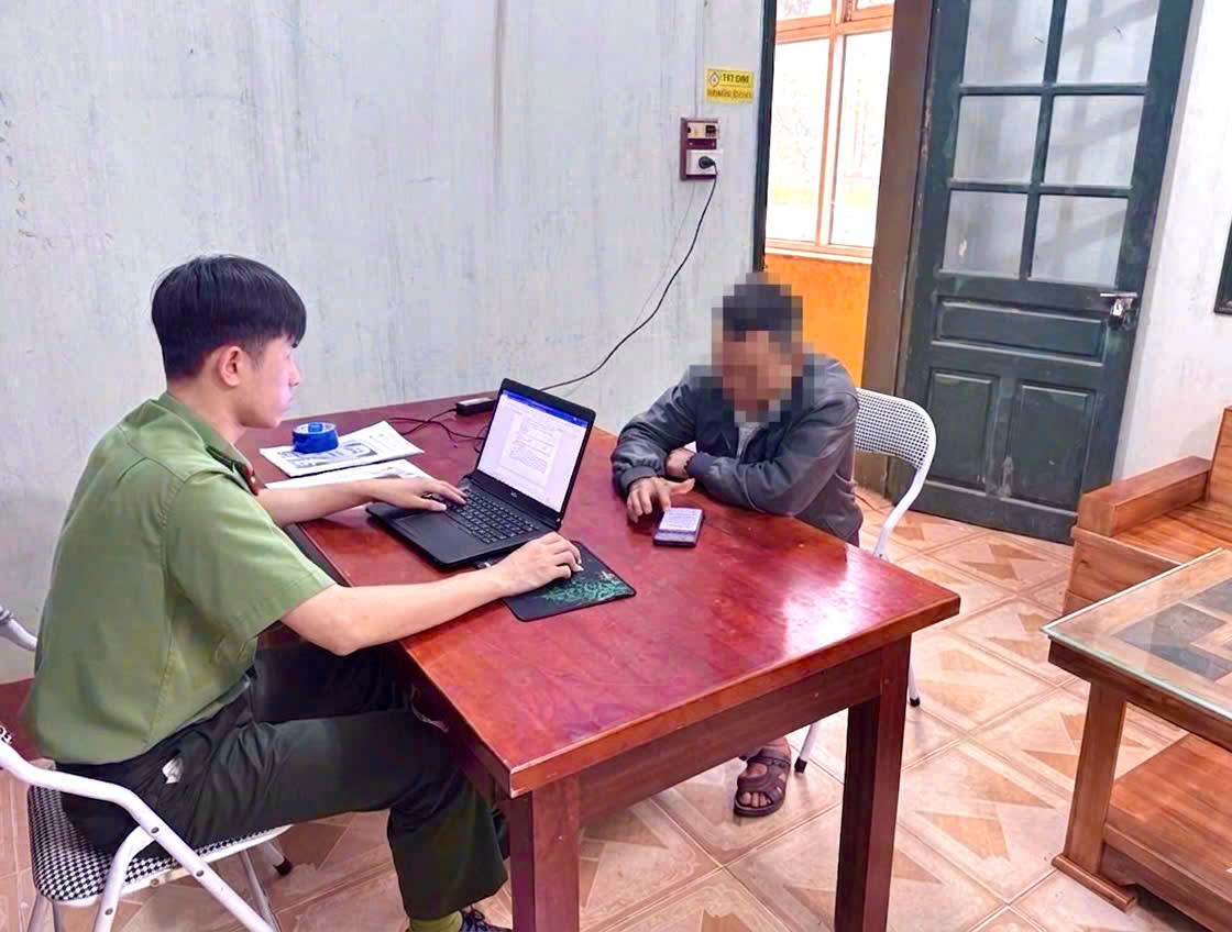 CÔNG AN XÃ YÊN NGUYÊN TĂNG CƯỜNG TUYÊN TRUYỀN, XỬ LÝ HÀNH VI ĐĂNG TẢI THÔNG TIN SAI SỰ THẬT TRÊN MẠNG XÃ HỘI