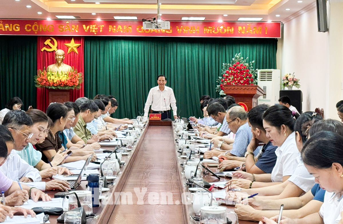 Hội nghị giao ban với các cơ quan khối Đảng, Uỷ Ban MTTQ và các tổ chức chính trị xã hội quý III, phương hướng nhiệm vụ quý IV năm 2025