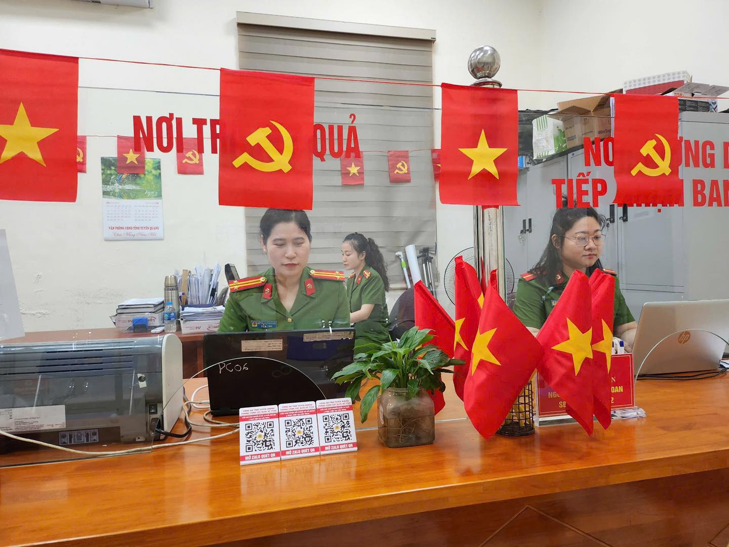 TIẾP NHẬN, GIẢI QUYẾT THỦ TỤC HÀNH CHÍNH XUYÊN DỊP NGHỈ LỄ QUỐC KHÁNH 02/9 