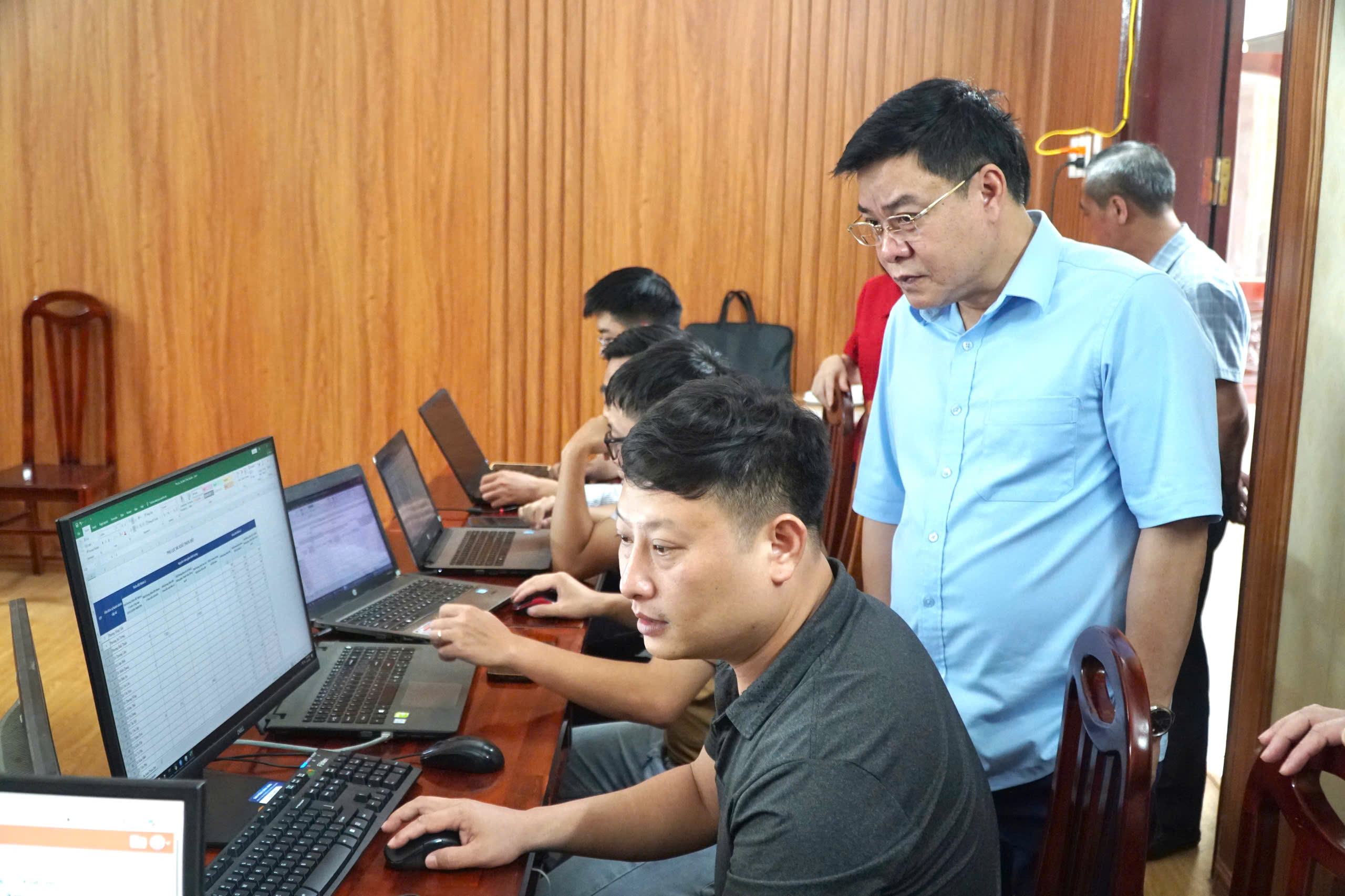 Phó Chủ tịch UBND tỉnh Hoàng Gia Long kiểm tra tiến độ hoàn thiện Cơ sở dữ liệu quốc gia về đất đai