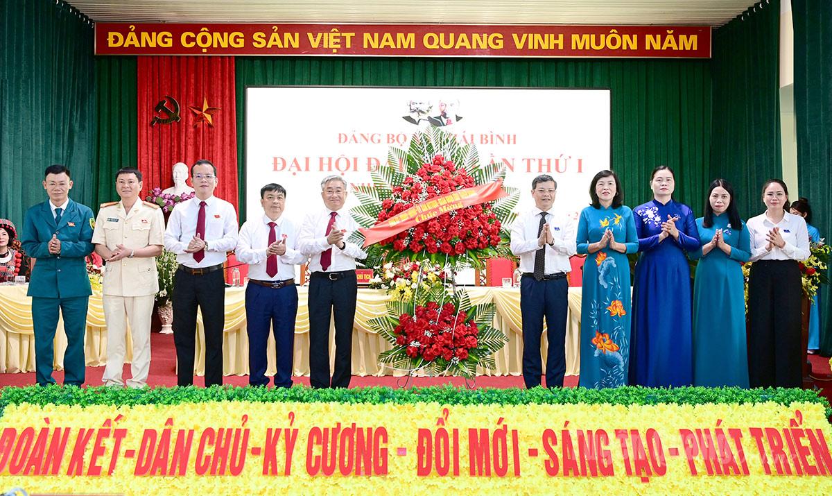 Chủ tịch HĐND tỉnh Nguyễn Văn Sơn: Đảng bộ xã Thái Bình cần tập trung lãnh đạo phát triển toàn diện kinh tế, nâng cao đời sống Nhân dân