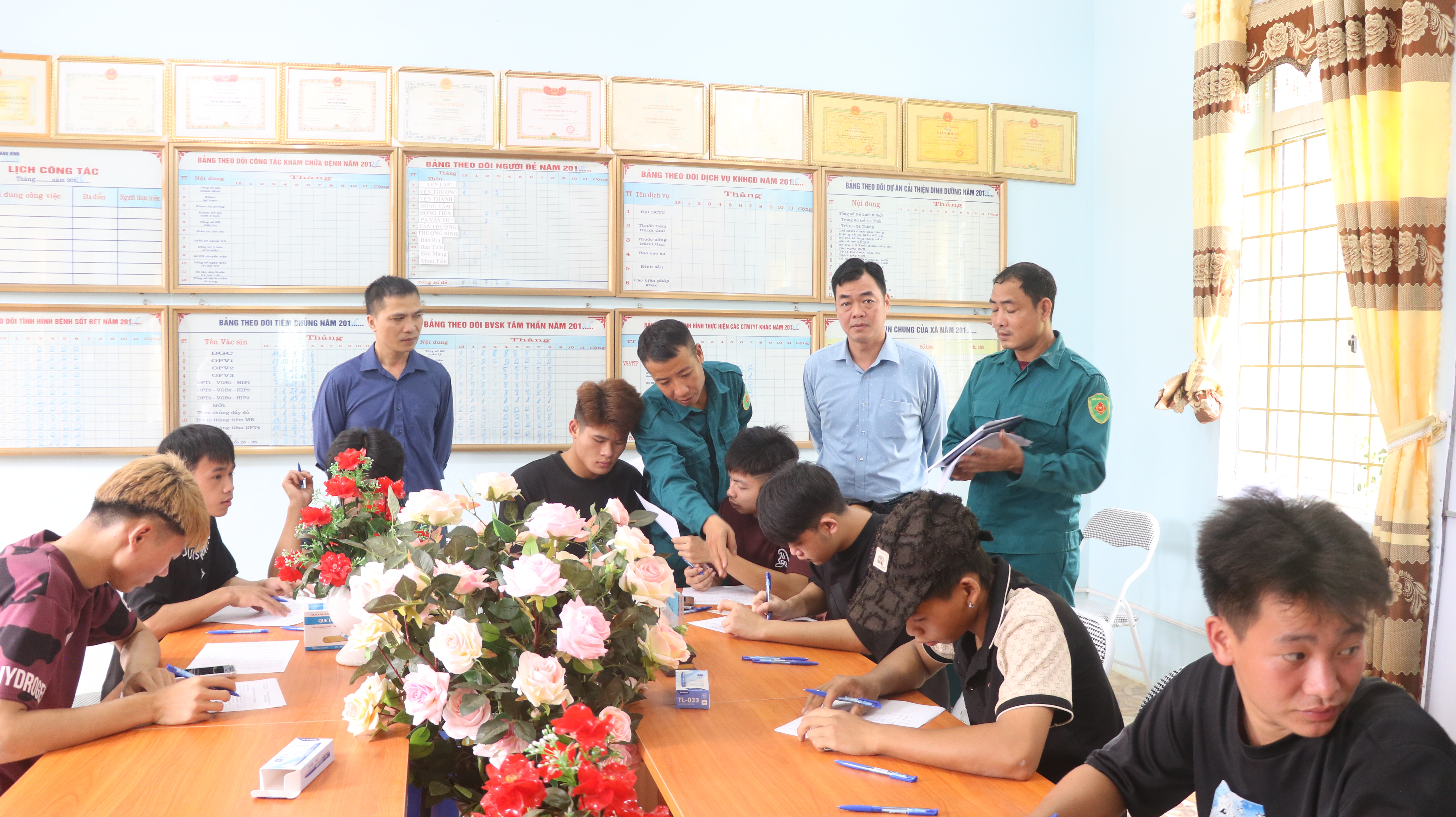 Yên Thành:  Khám sức khỏe tuyển chọn công dân tham gia nghĩa vụ quân sự