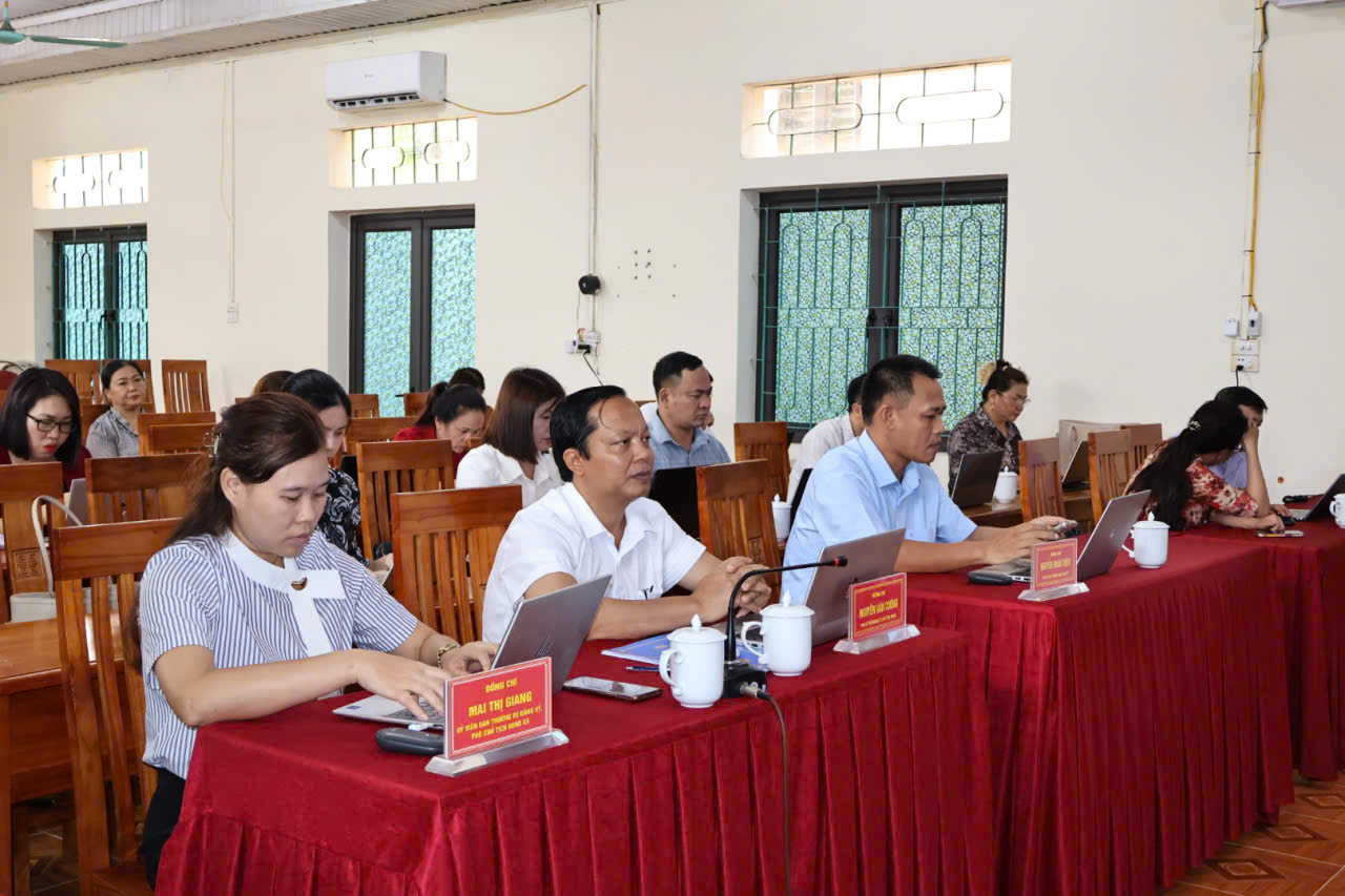 HN trực tuyến ch 25 th 8 TK gi&aacute;o dục 1.jpg